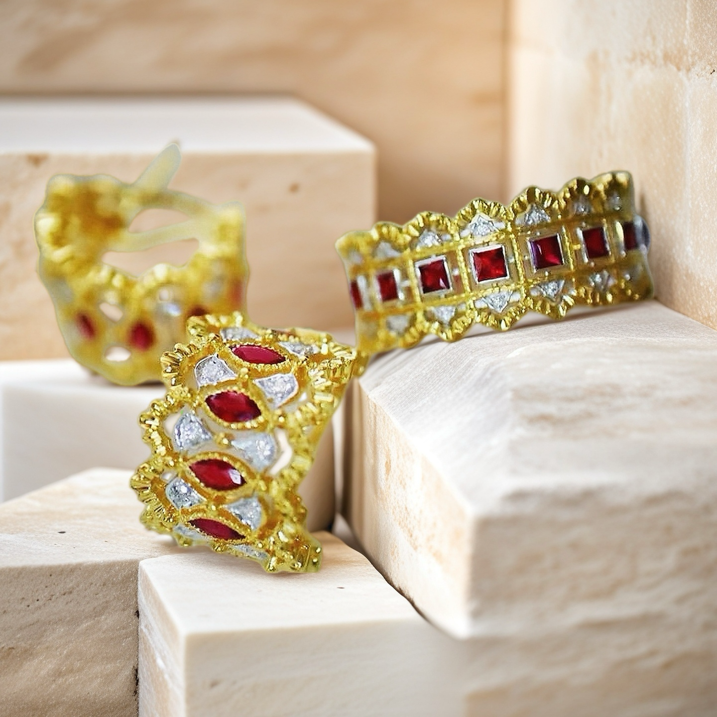 Vintage 18k Gold Diamond Ring (Item No. VT023)