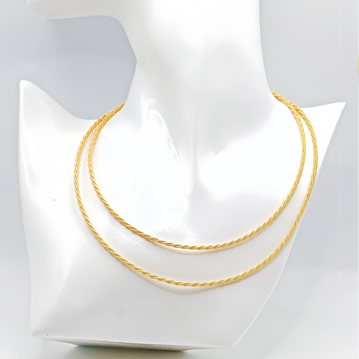 Small Twisted 18k Gold Necklace (Item No. SR051CN)