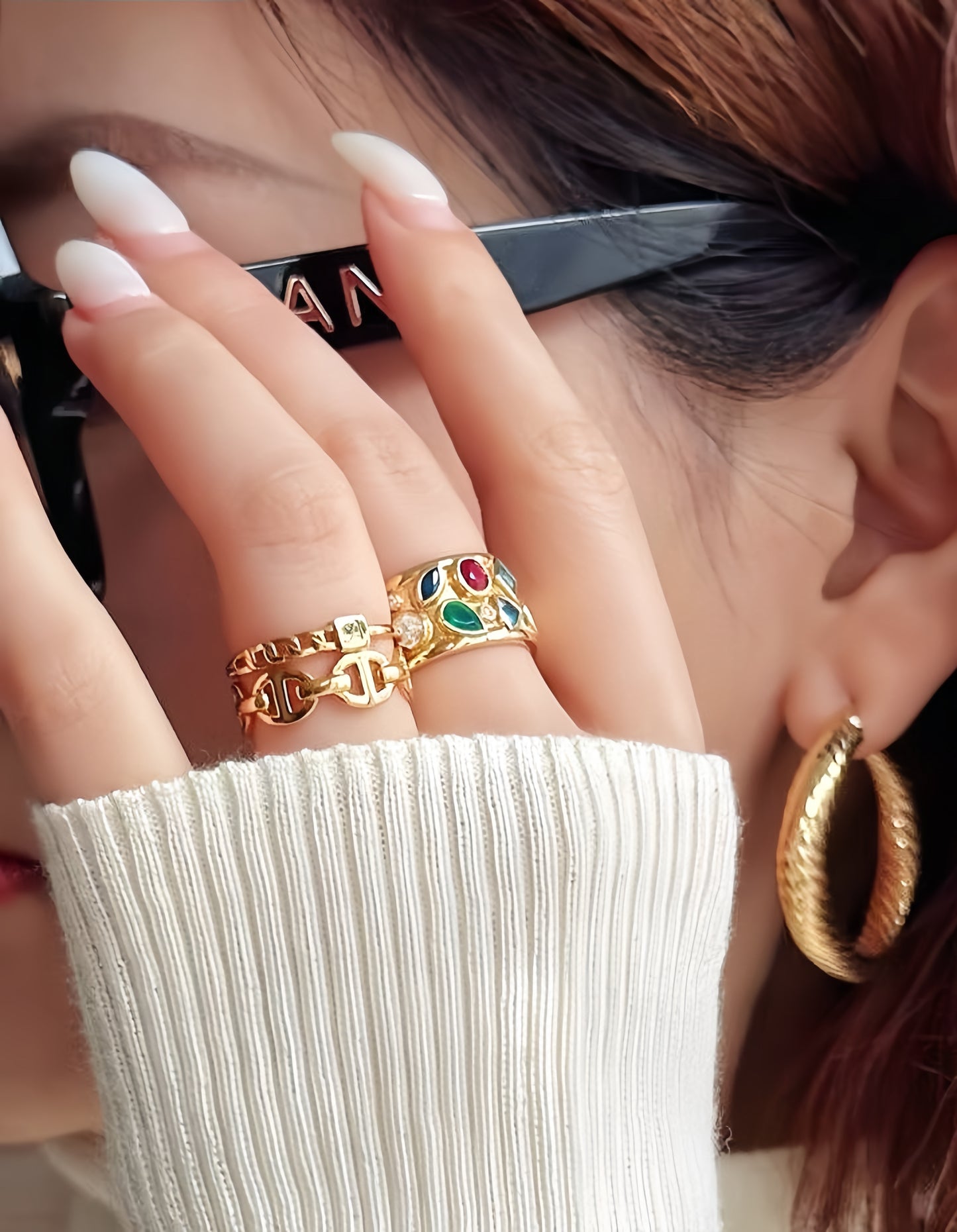 Vintage 18k Gold Seven Gem Ring (Item No. VT038)