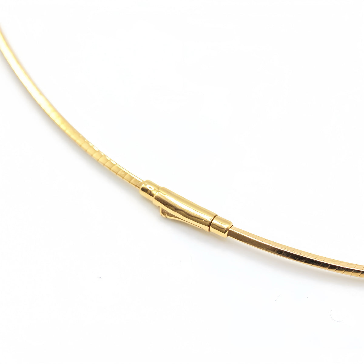 Square Omega 18k Gold Necklace (Item No. OMJ031CN)