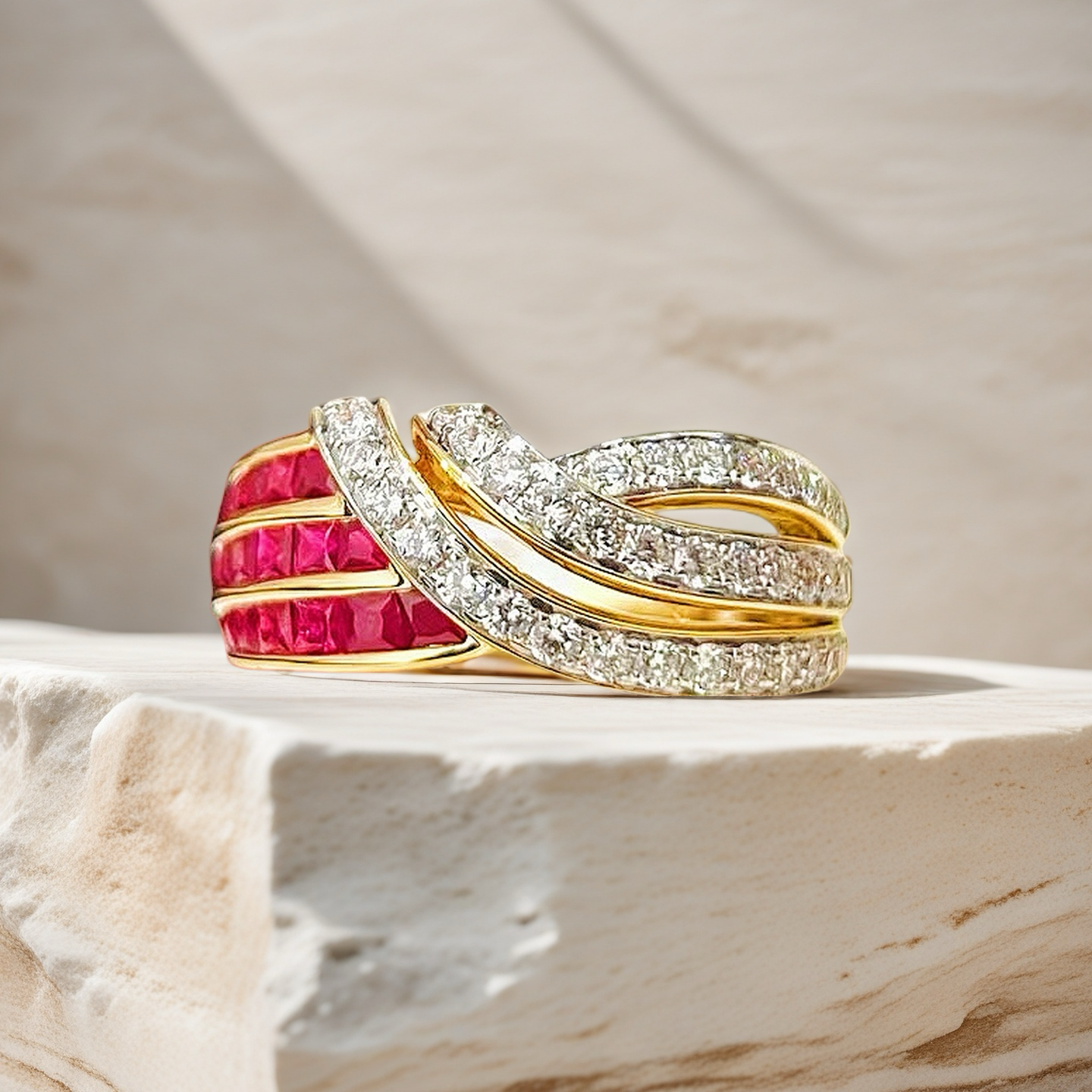 Vintage 18k Gold Diamond Ruby Ring (Item No. VT022)