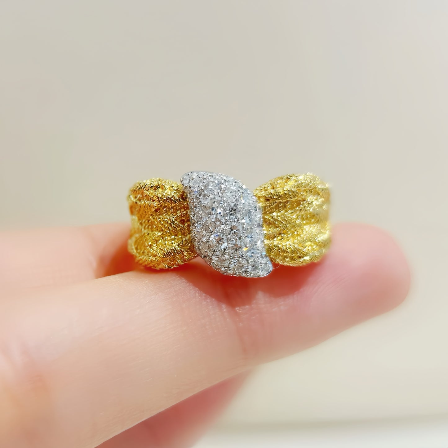 Vintage 18k Gold Diamond Ruby Ring (Item No. VT386)