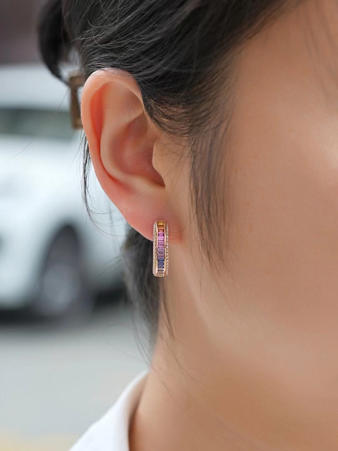 Rainbow Sapphire 18k Gold Earring (Item No. SA052)