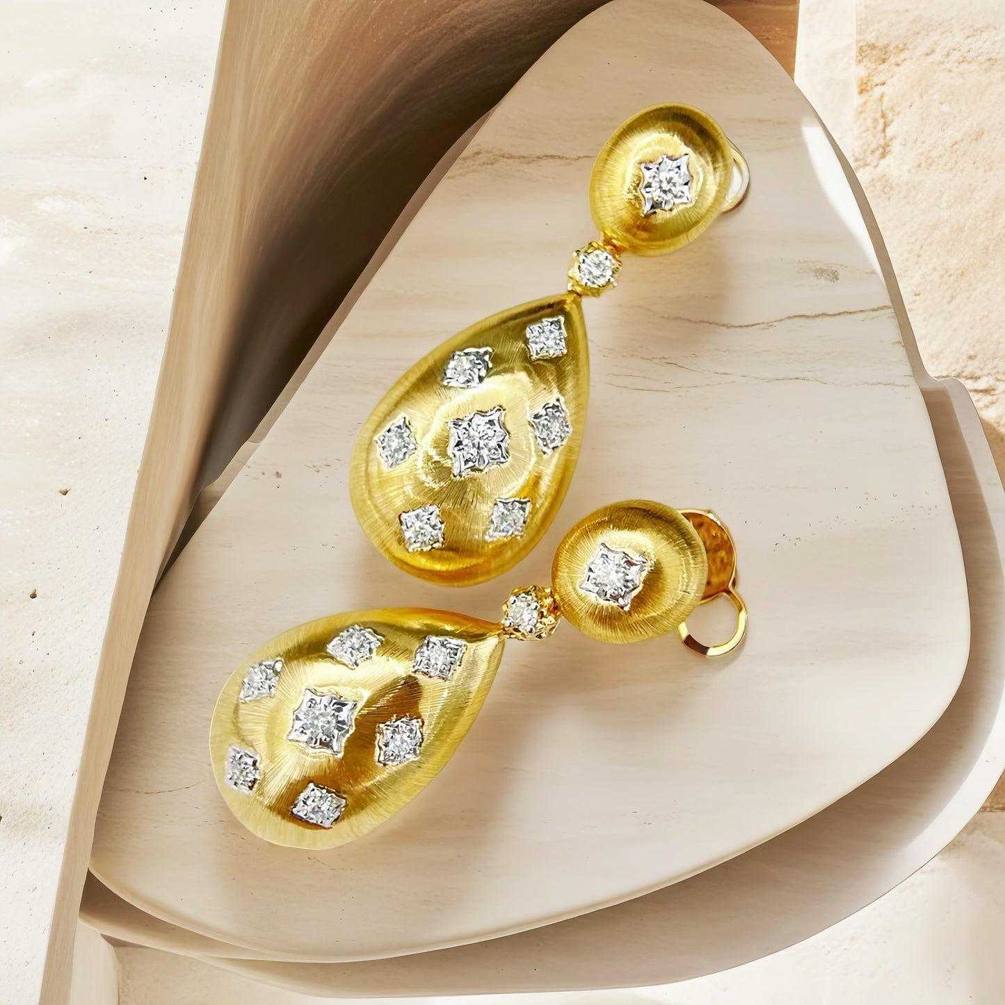 Vintage 18k Gold Diamond Ruby Earring (Item No. VT244)