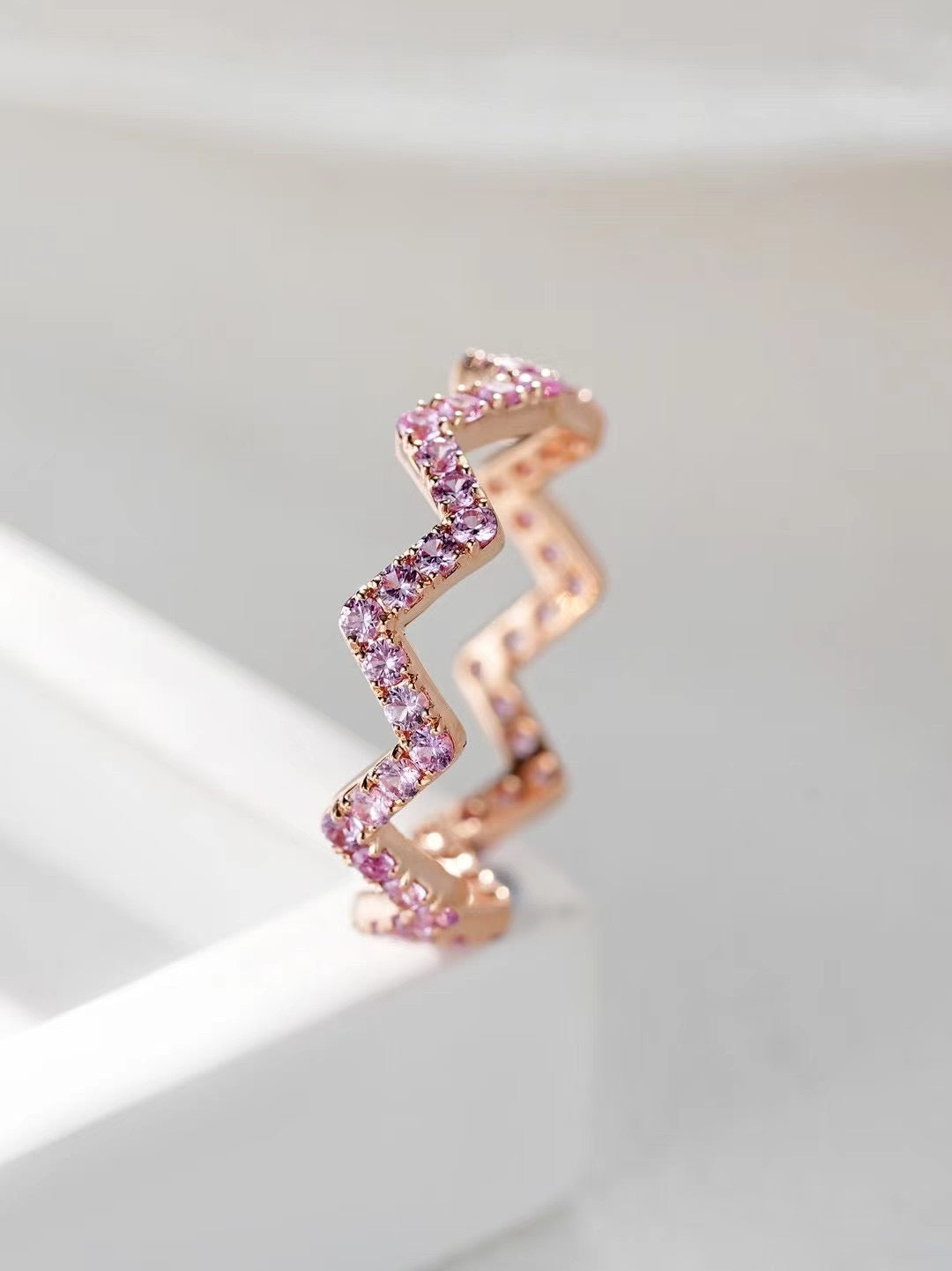 Rainbow Sapphire 18k Gold Ring (Item No. SA056)