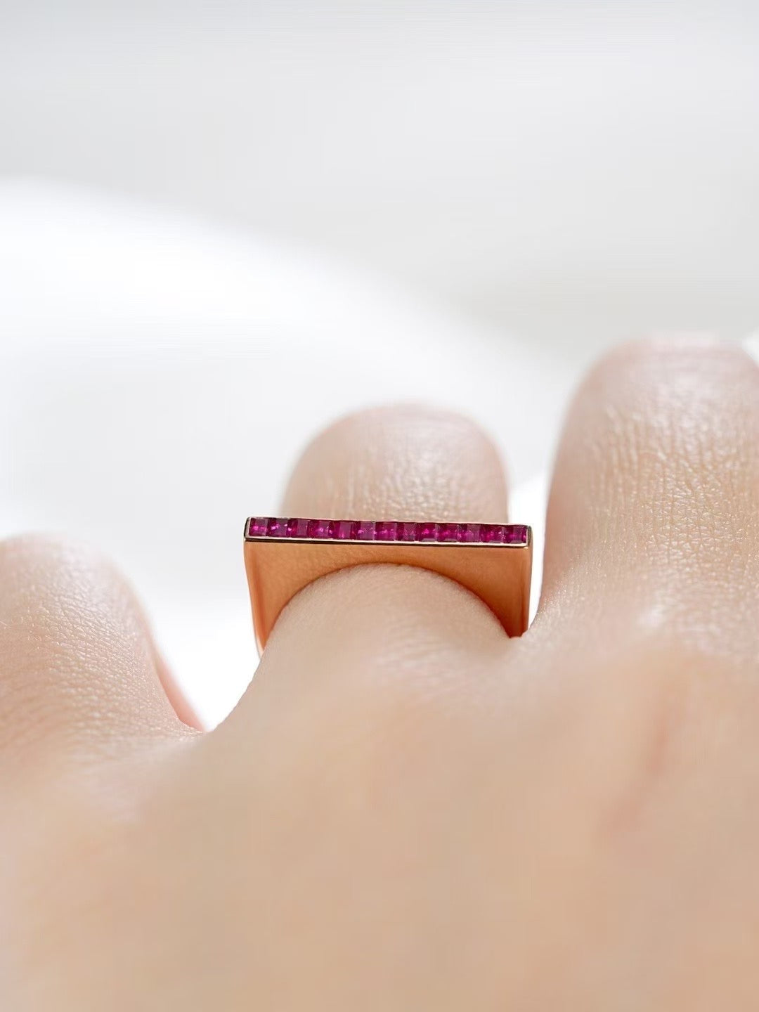 Ruby 18k Gold Ring (Item No. SA118)