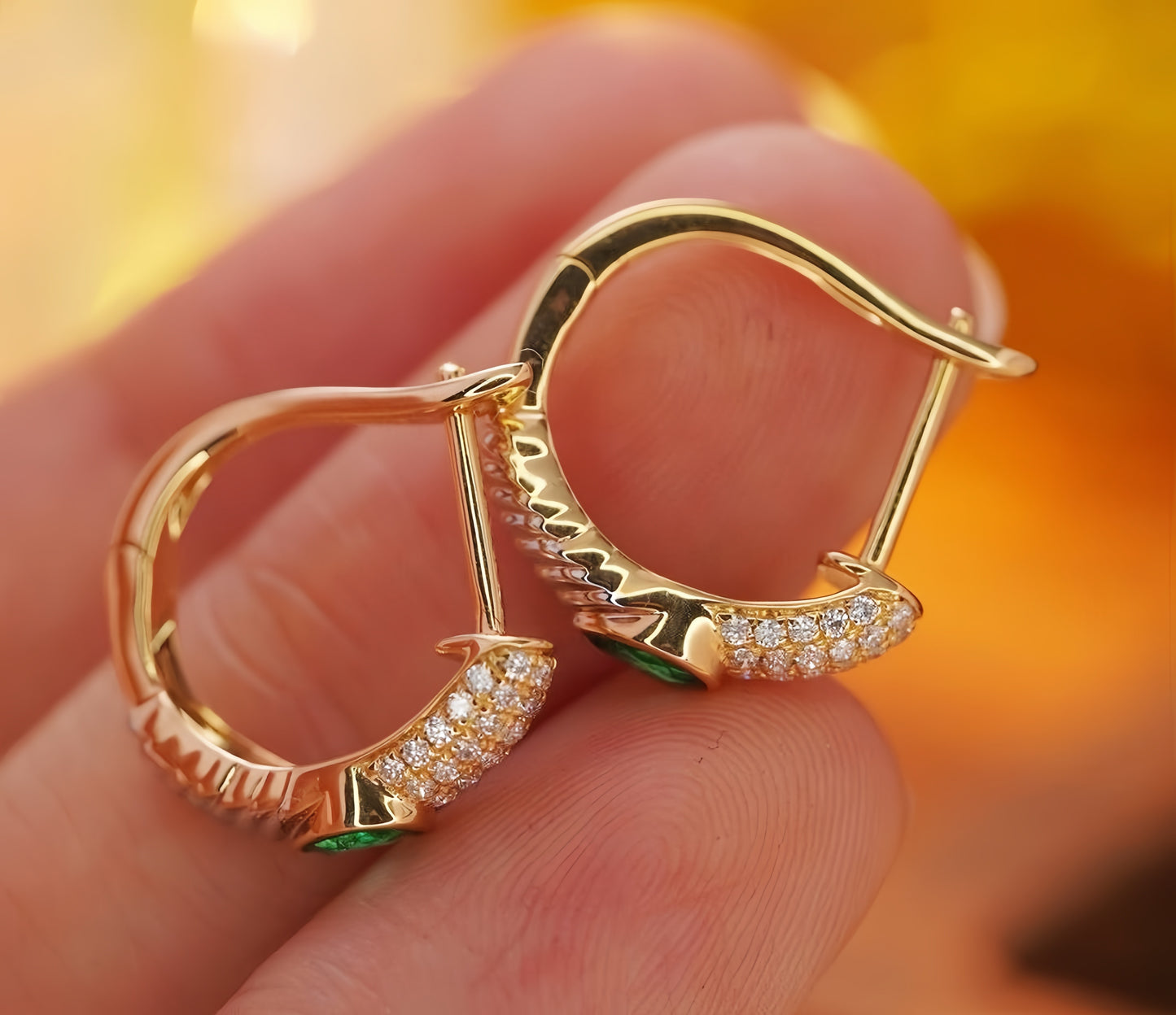 Vintage 18k Gold Diamond Emerald Earring (Item No. VT082)