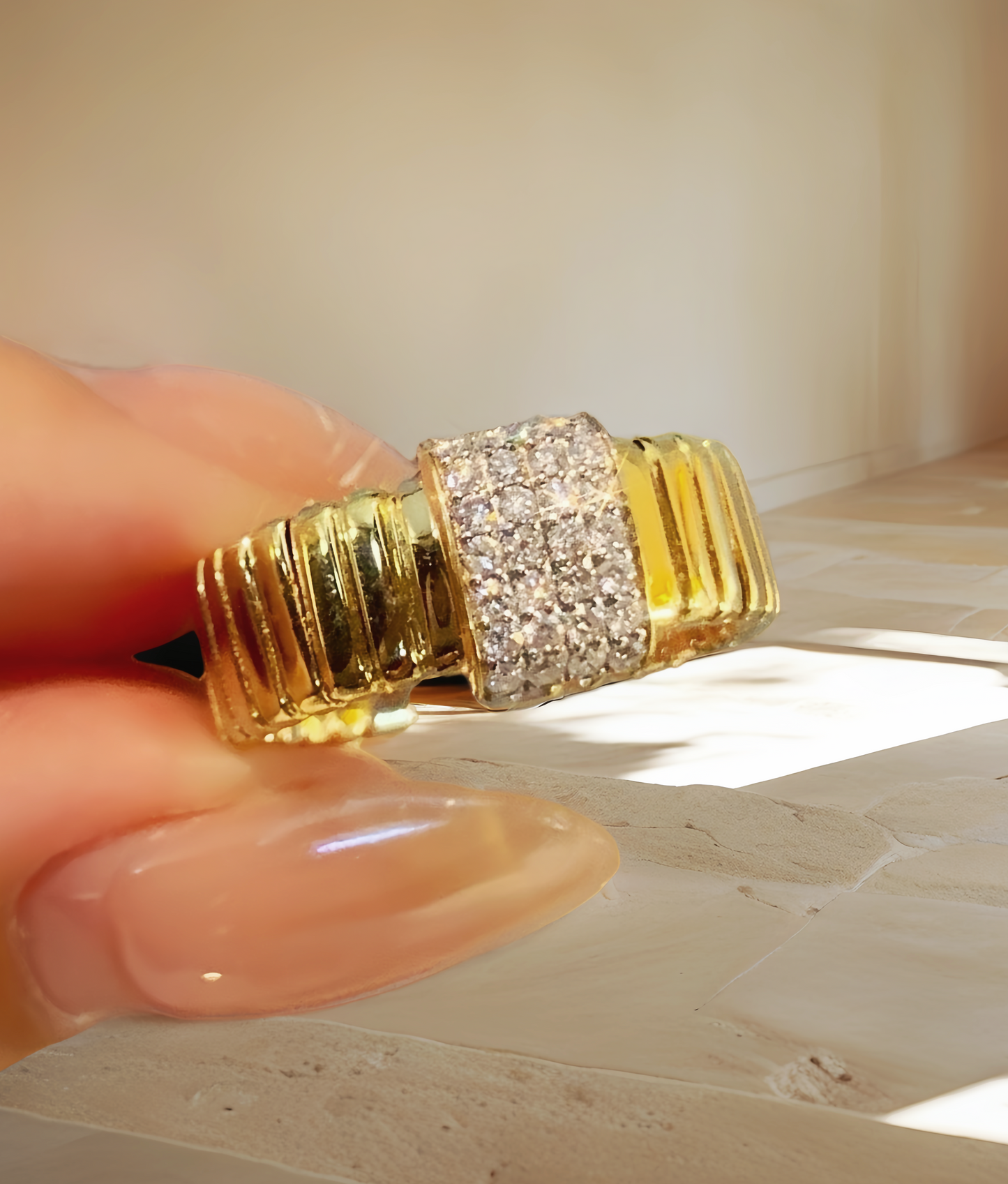 Vintage 18k Gold Diamond Ring (Item No. VT251)