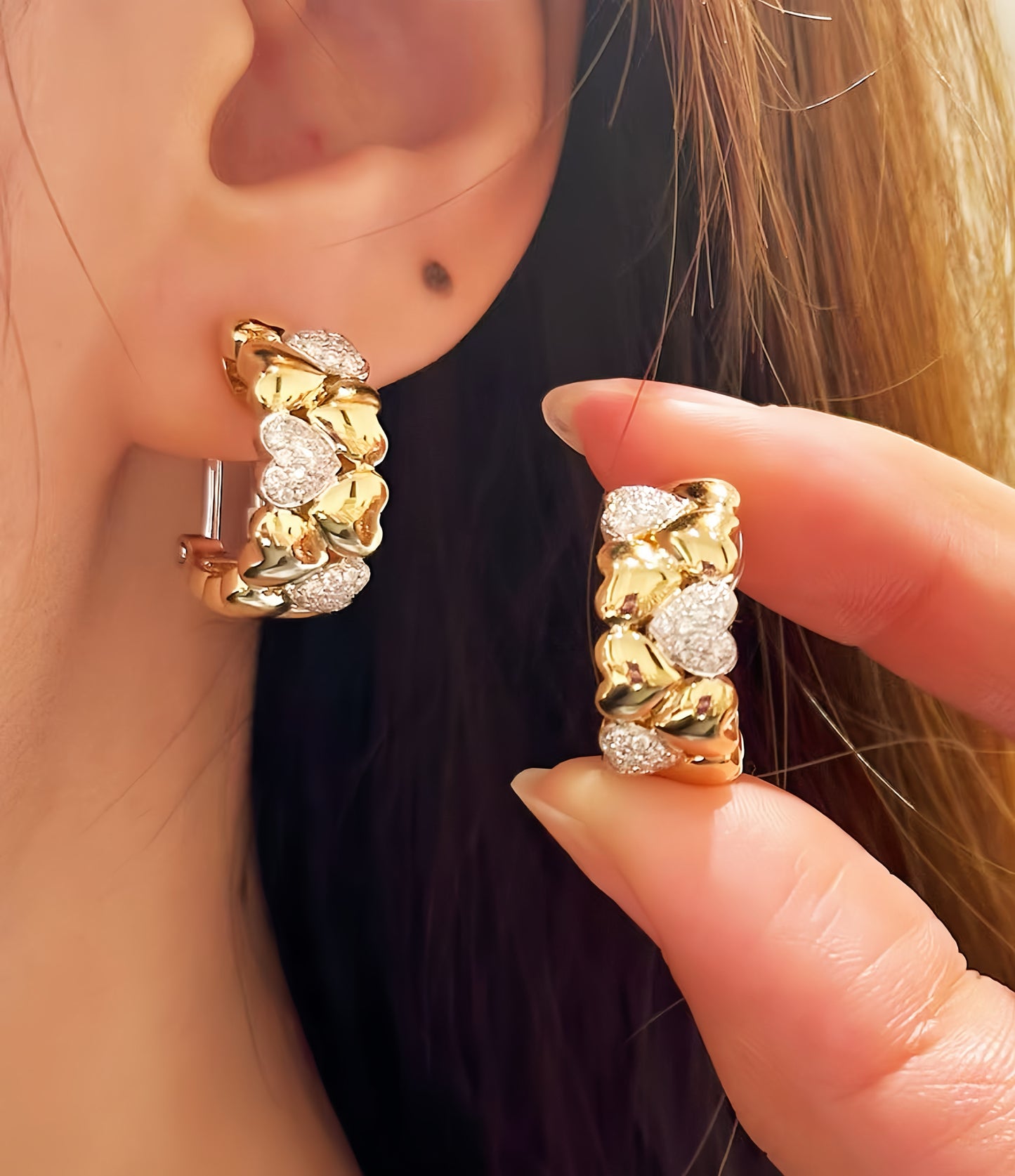 Vintage 18k Gold Diamond Earring (Item No. VT403)