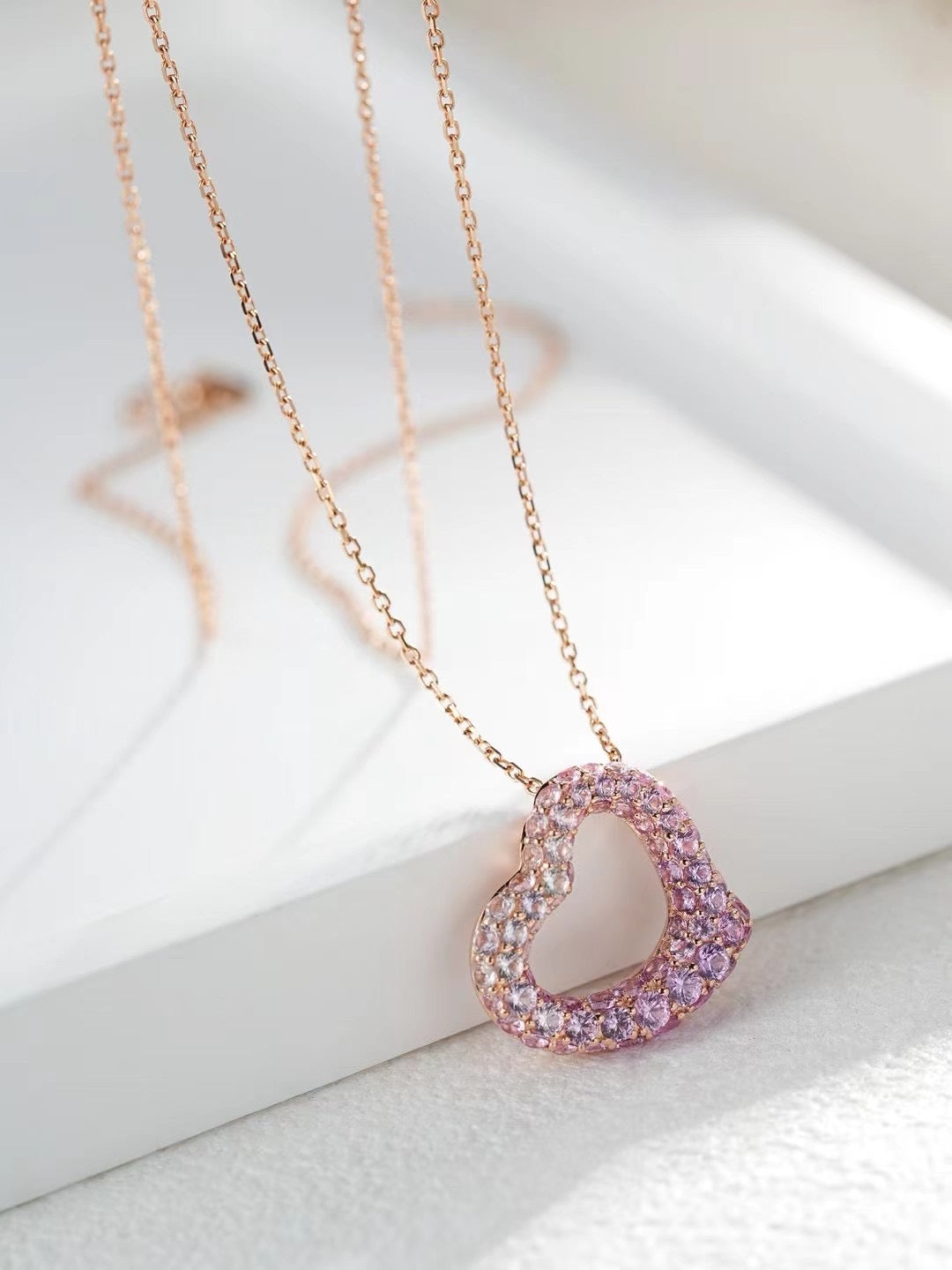 Rainbow Sapphire 18K Gold Pendant (Item No. SA001)