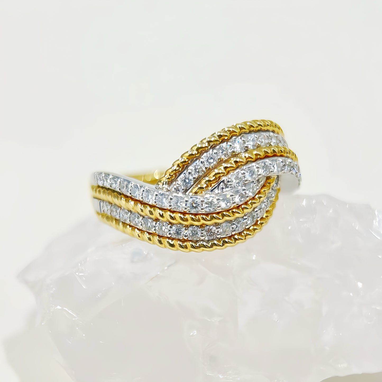 Vintage 18k Gold Diamond Ruby Ring (Item No. VT433)