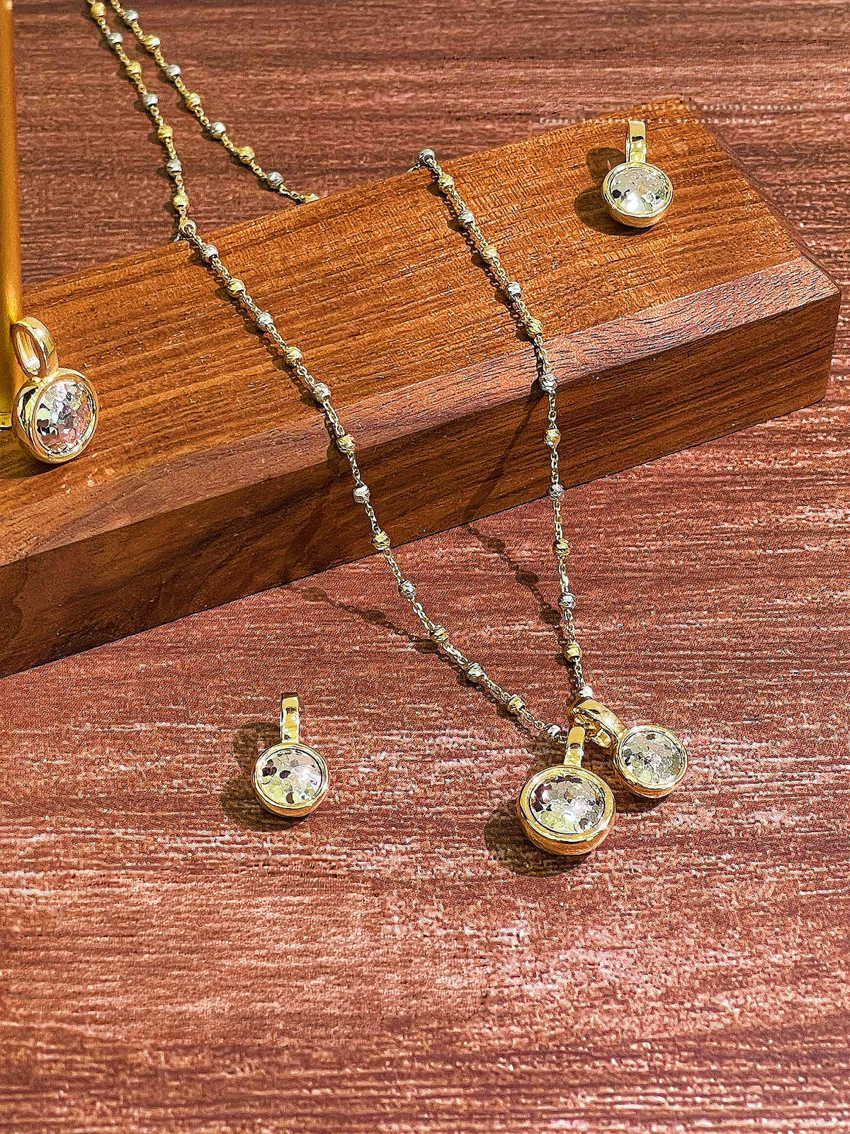 Bubble Diamond-like 18k Gold Pendant (Item No. SJP004)