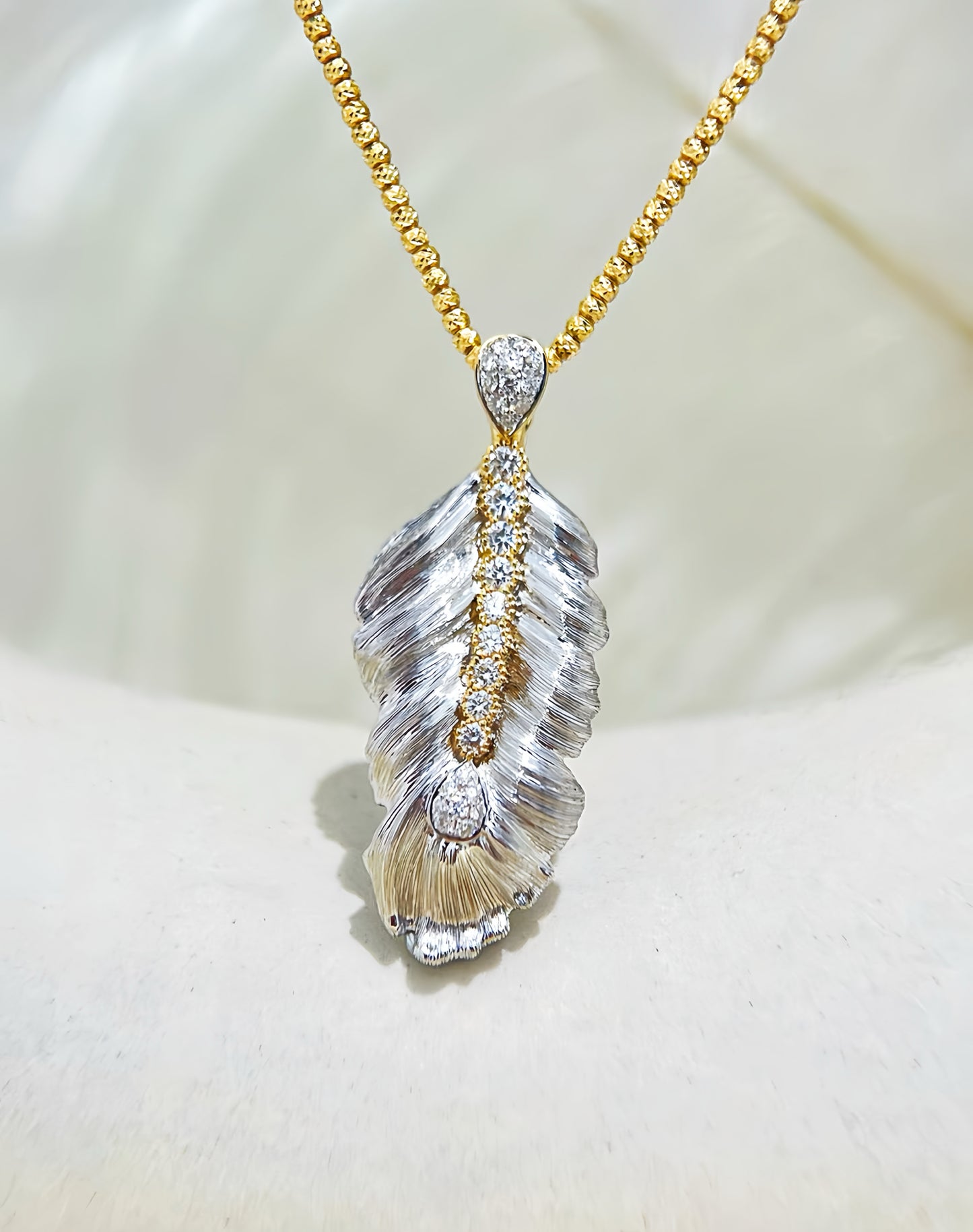Feather Vintage 18k Gold Diamond Pendant (Item No. VT382)