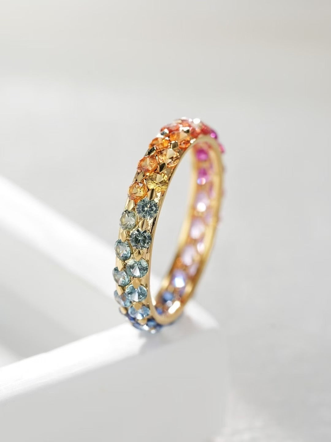 Rainbow Sapphire 18k Gold Ring (Item No. SA128)