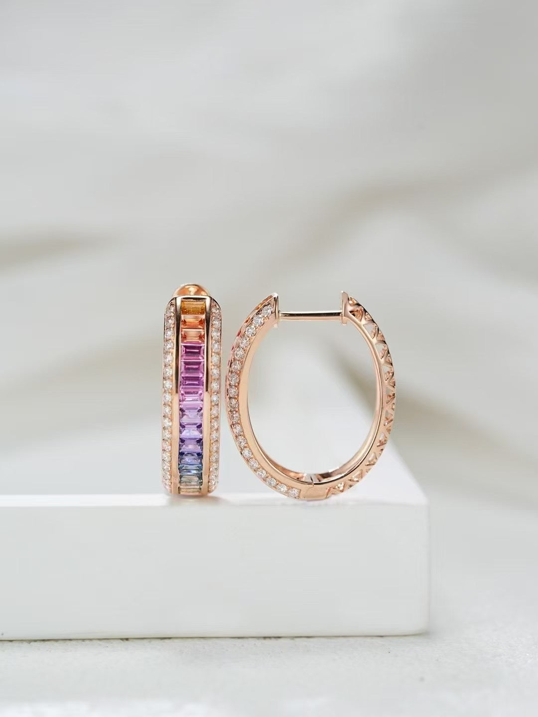 Rainbow Sapphire 18k Gold Earring (Item No. SA115)