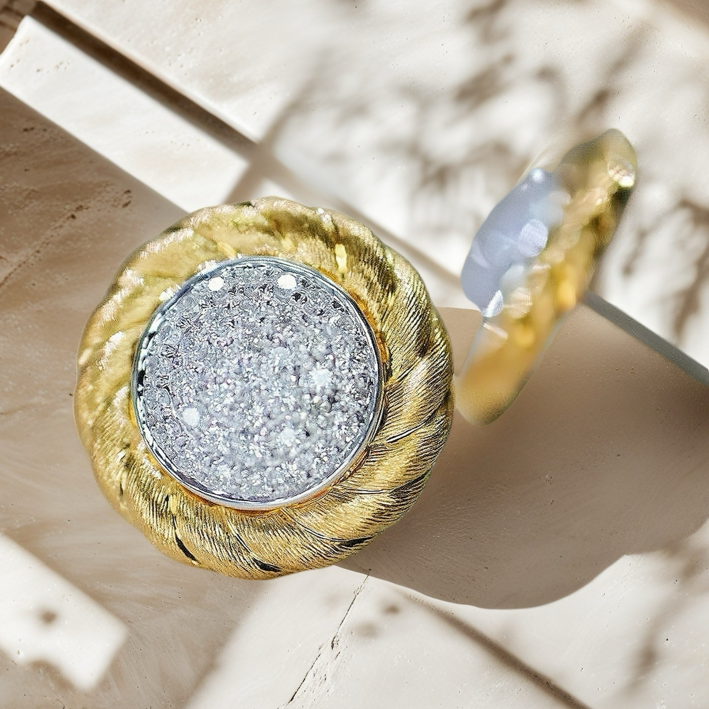 Vintage 18k Gold Diamond Earring (Item No. VT064)