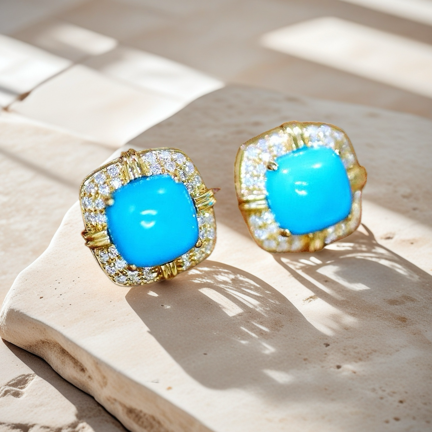 Vintage Turquoise 18k Gold Diamond Earring (Item No. VT053)