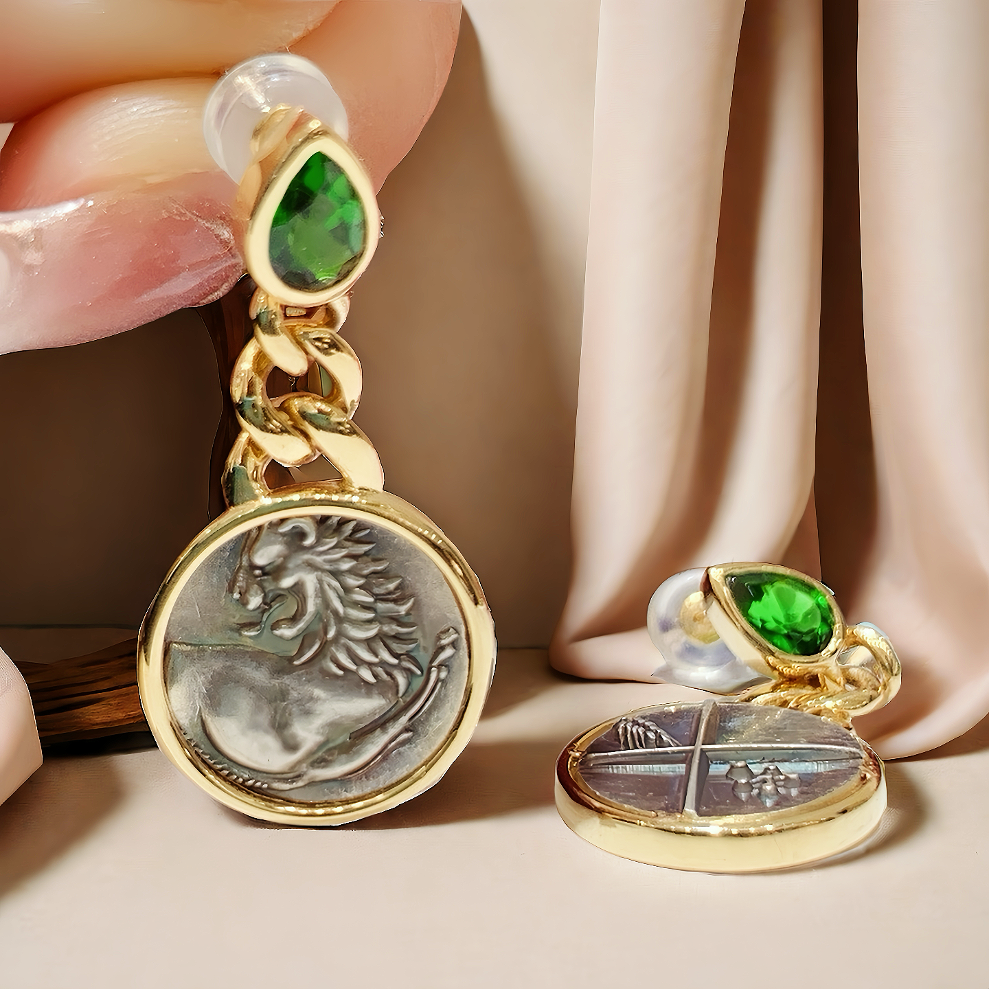 Lion Ancient Greek Coin Medallion 18K Gold Earring (Item No. COIN046)