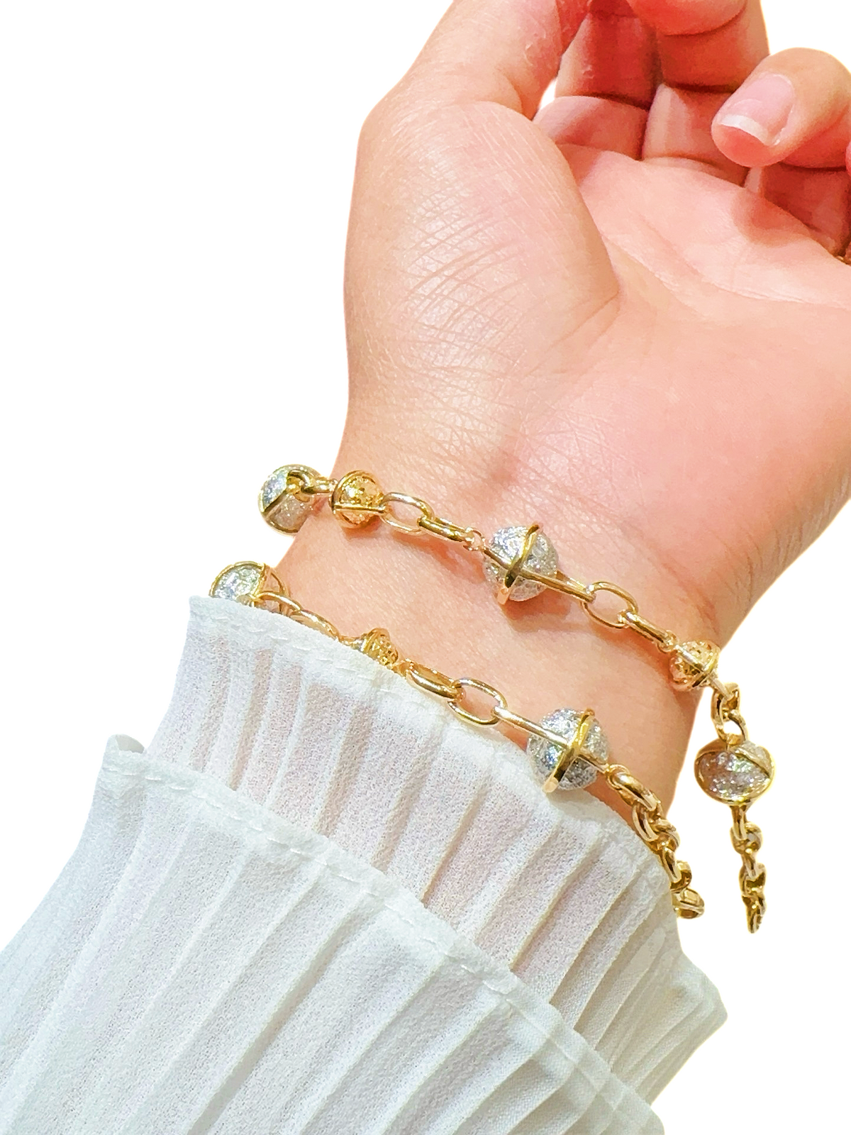 Globe 18K Gold Bracelet (Item No. HFB013)