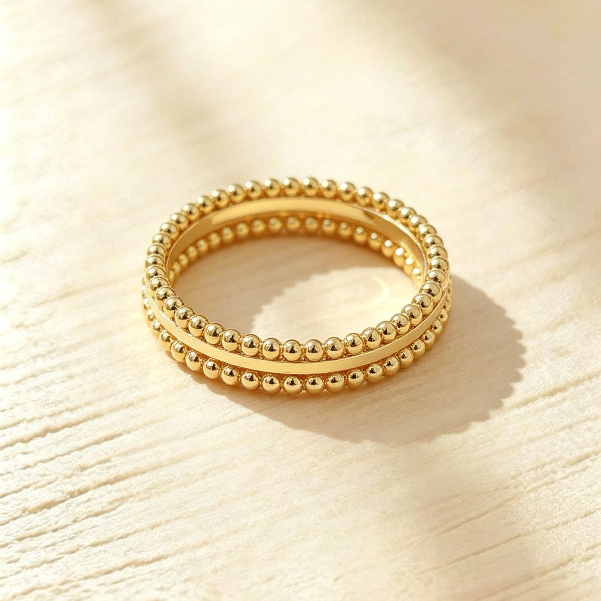 Classic 18k Gold Ring (Item No. HFR007)