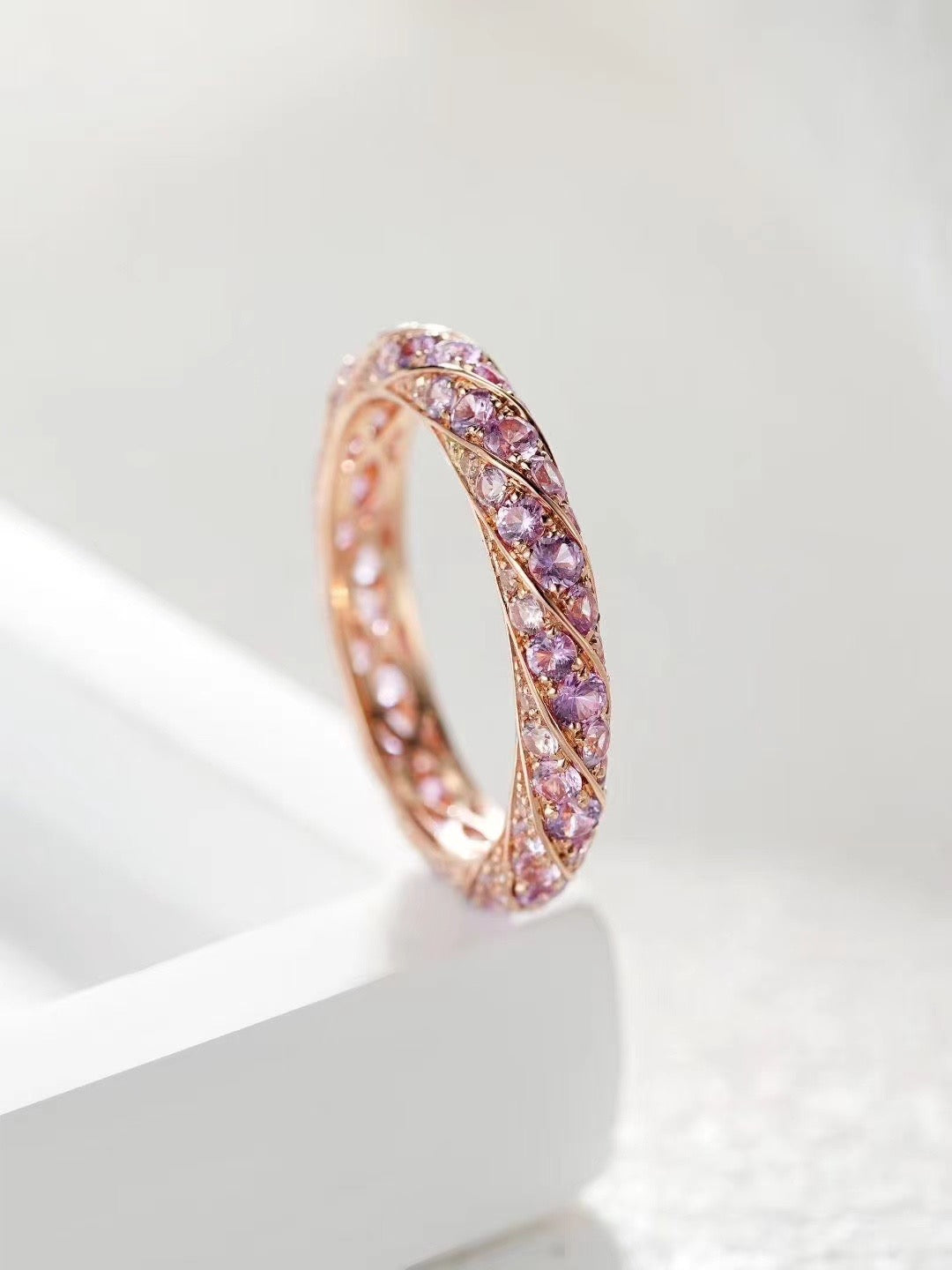 Rainbow Sapphire 18k Gold Ring (Item No. SA130)