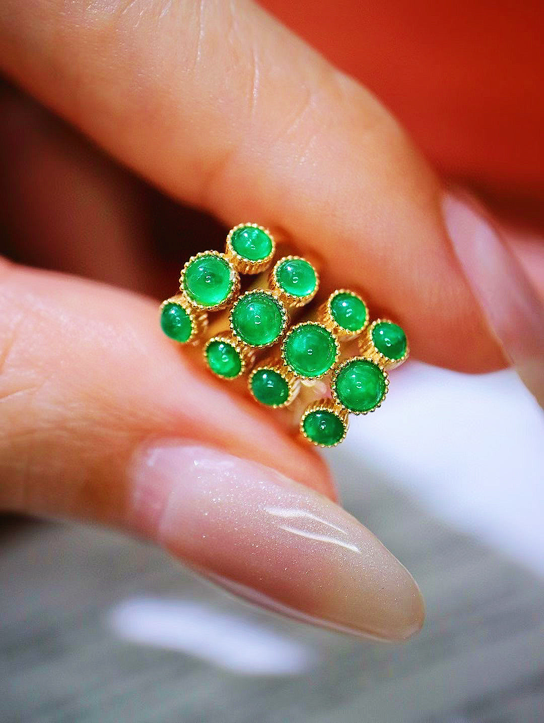 Vintage 18k Gold Emerald Earring (Item No. VT055)