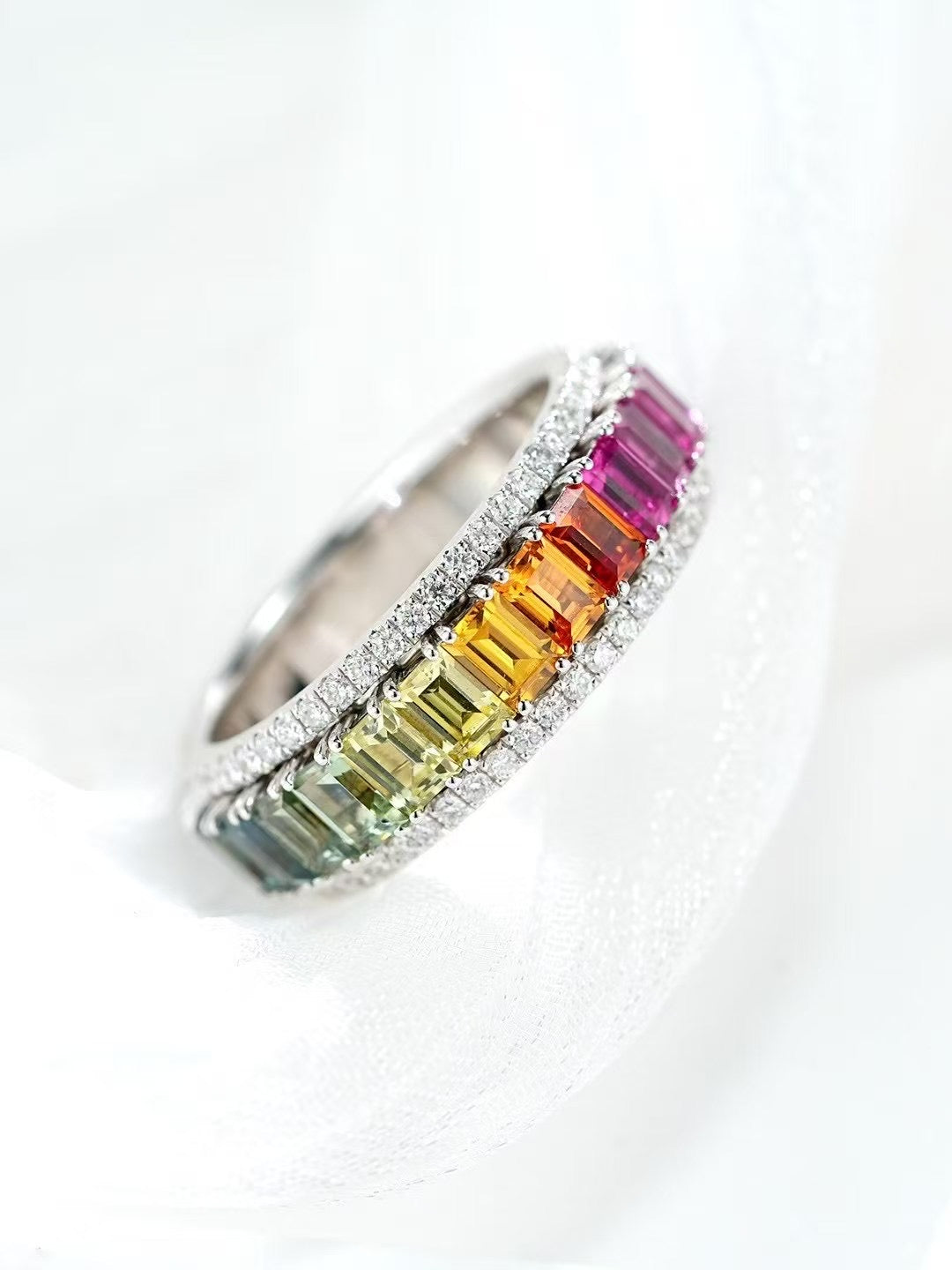 Rainbow Sapphire 18k Gold Ring (Item No. SA119)