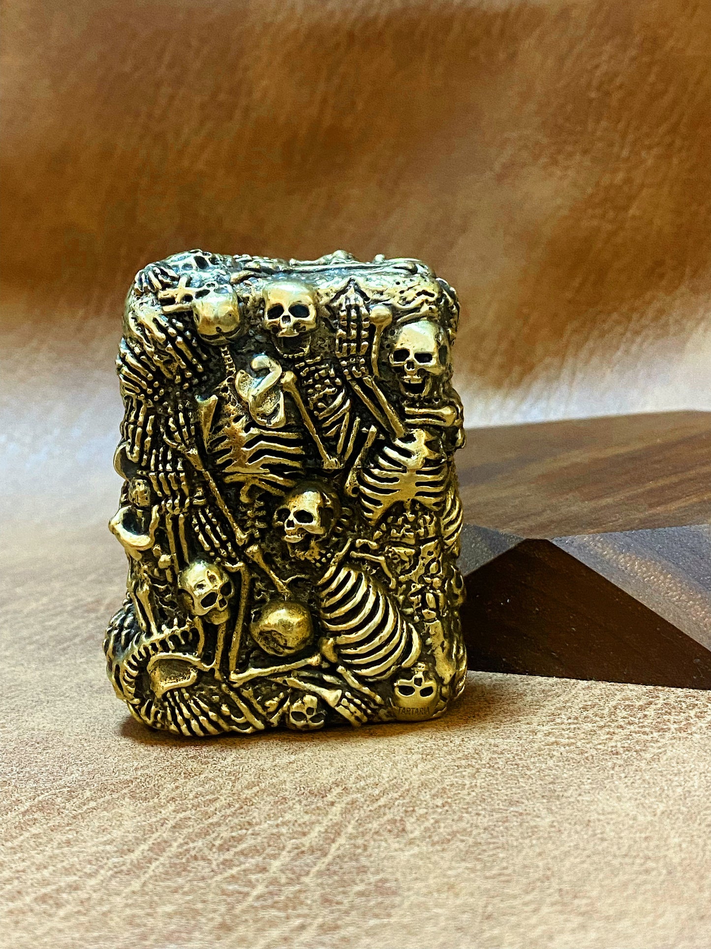 Burial Skull Zippo Lighter Case (Item No. L0009) Tartaria Onlinestore