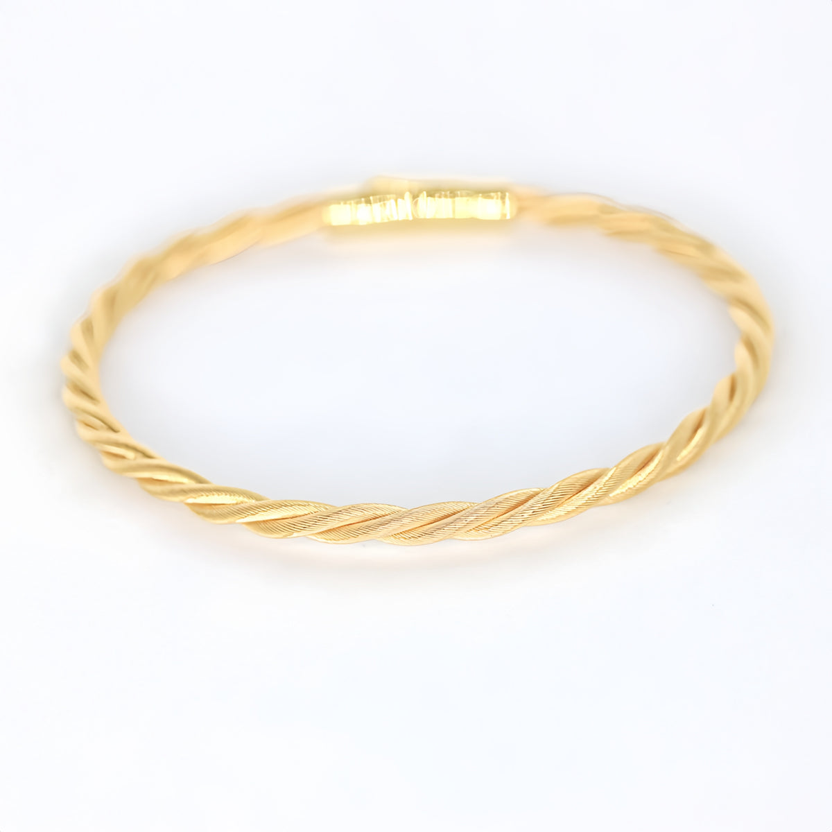 Twisted 18K Gold Bracelet (Item No. SH101CB)