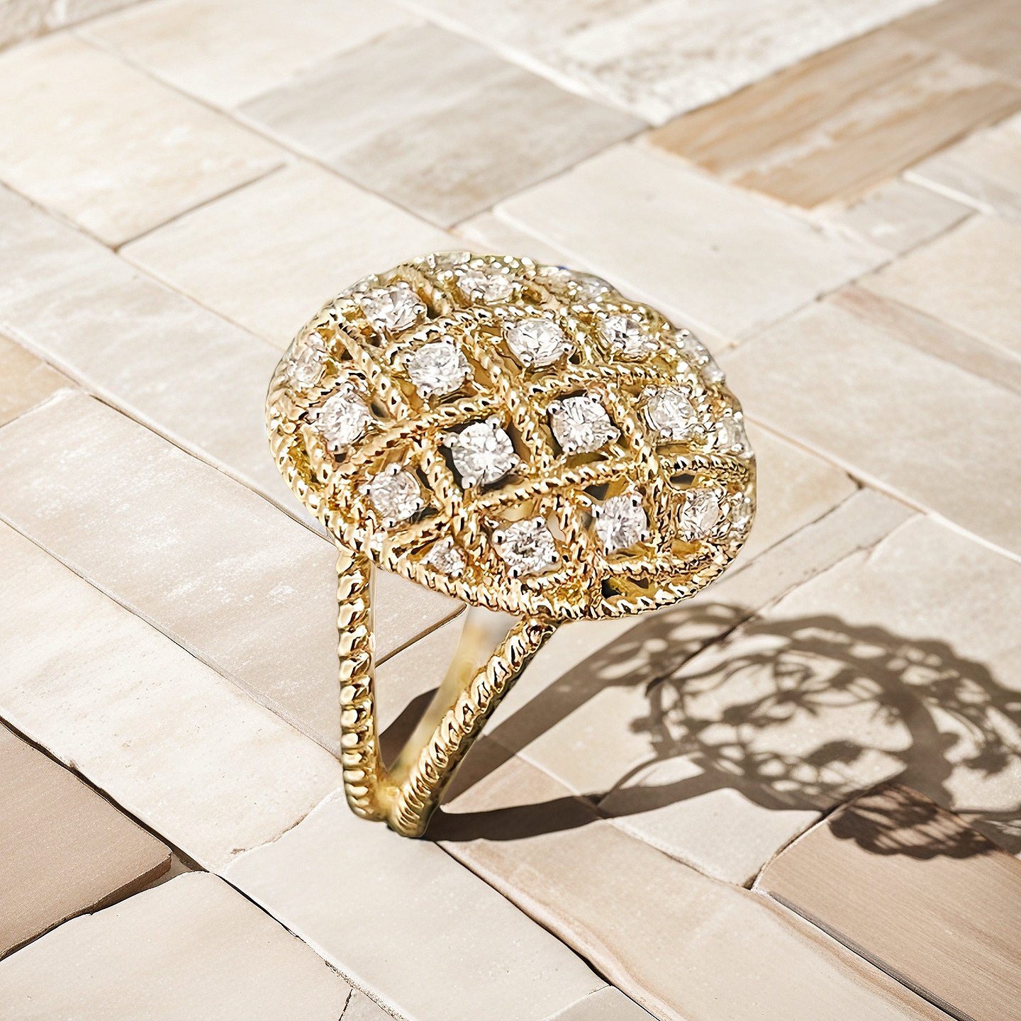 Vintage Stars 18k Gold Diamond Ring (Item No. VT011)