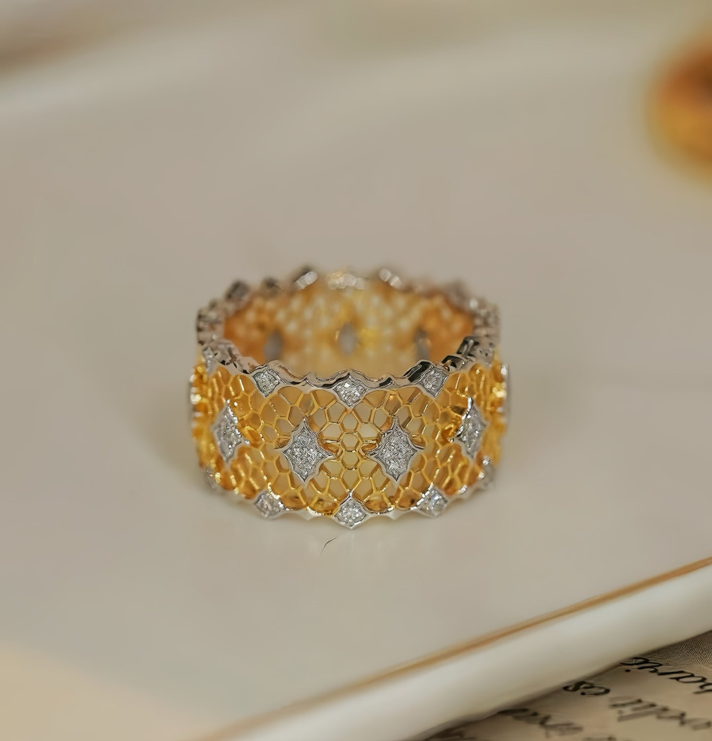 Vintage Victoria Lace 18k Gold Diamond Ring (Item No. VT043)