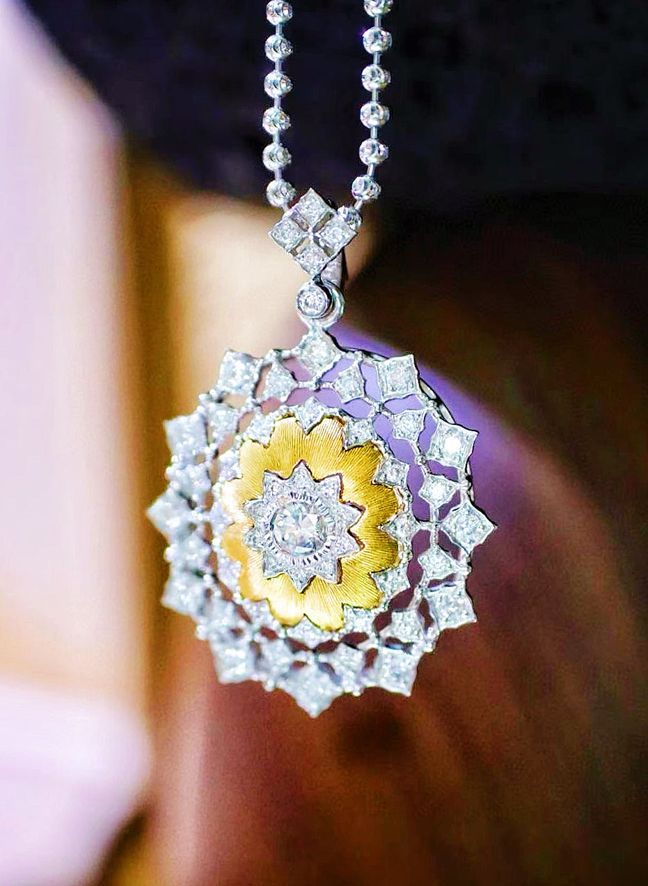 Vintage 18k Gold Diamond Emerald Pendant (Item No. VT092)