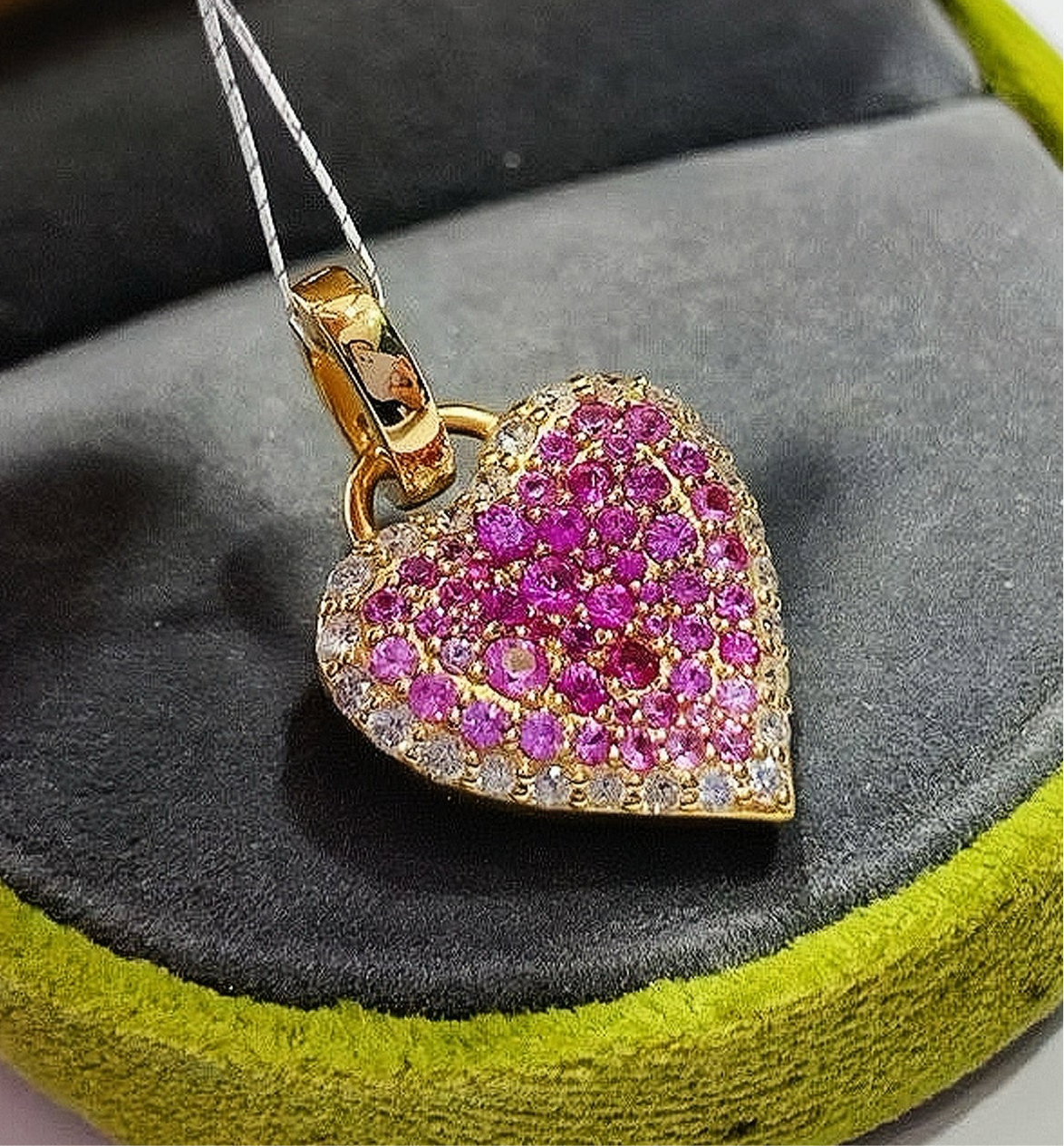 Vintage 18k Gold Diamond Pendant (Item No. VT097)