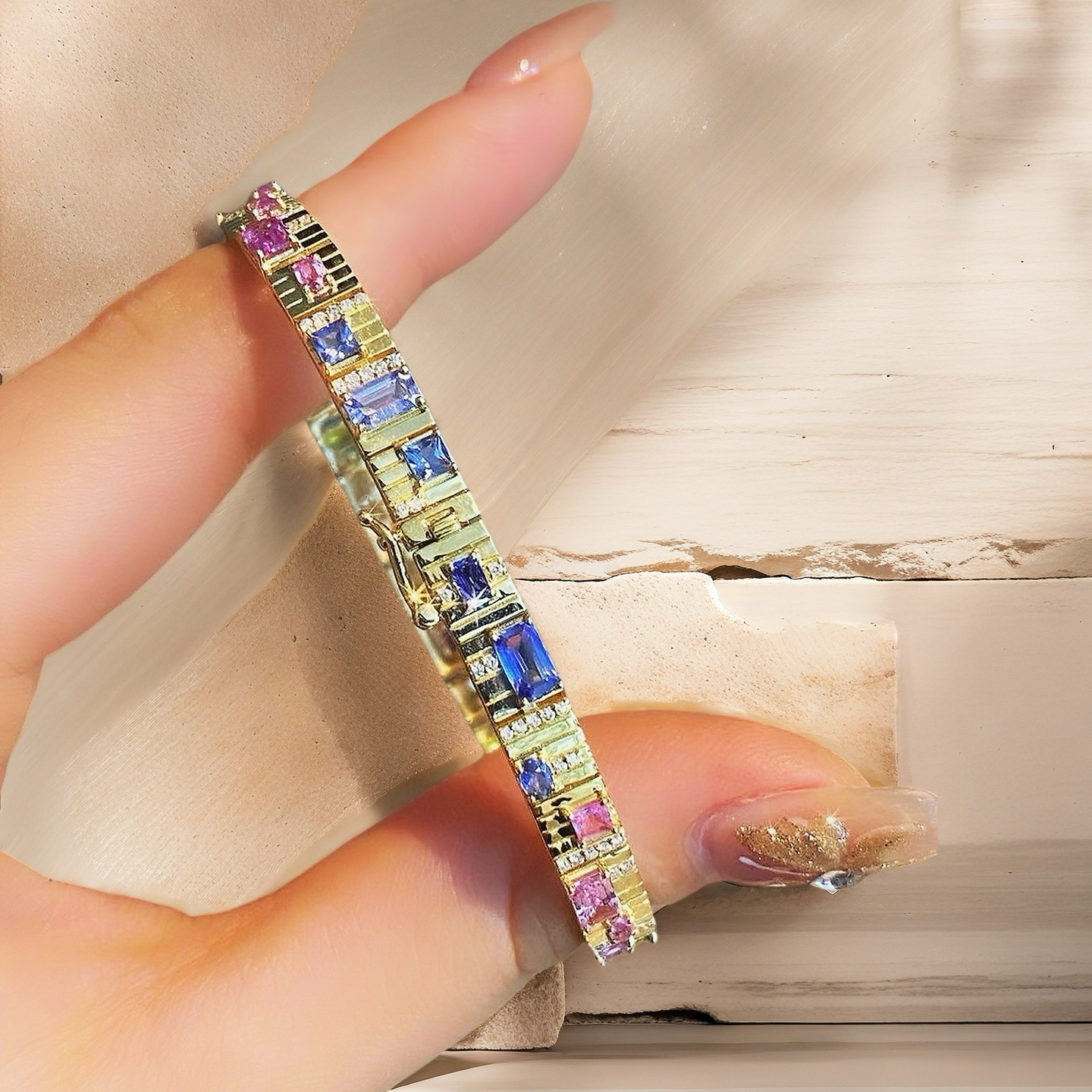 Vintage 18k Gold Diamond Bracelet (Item No. VT122)