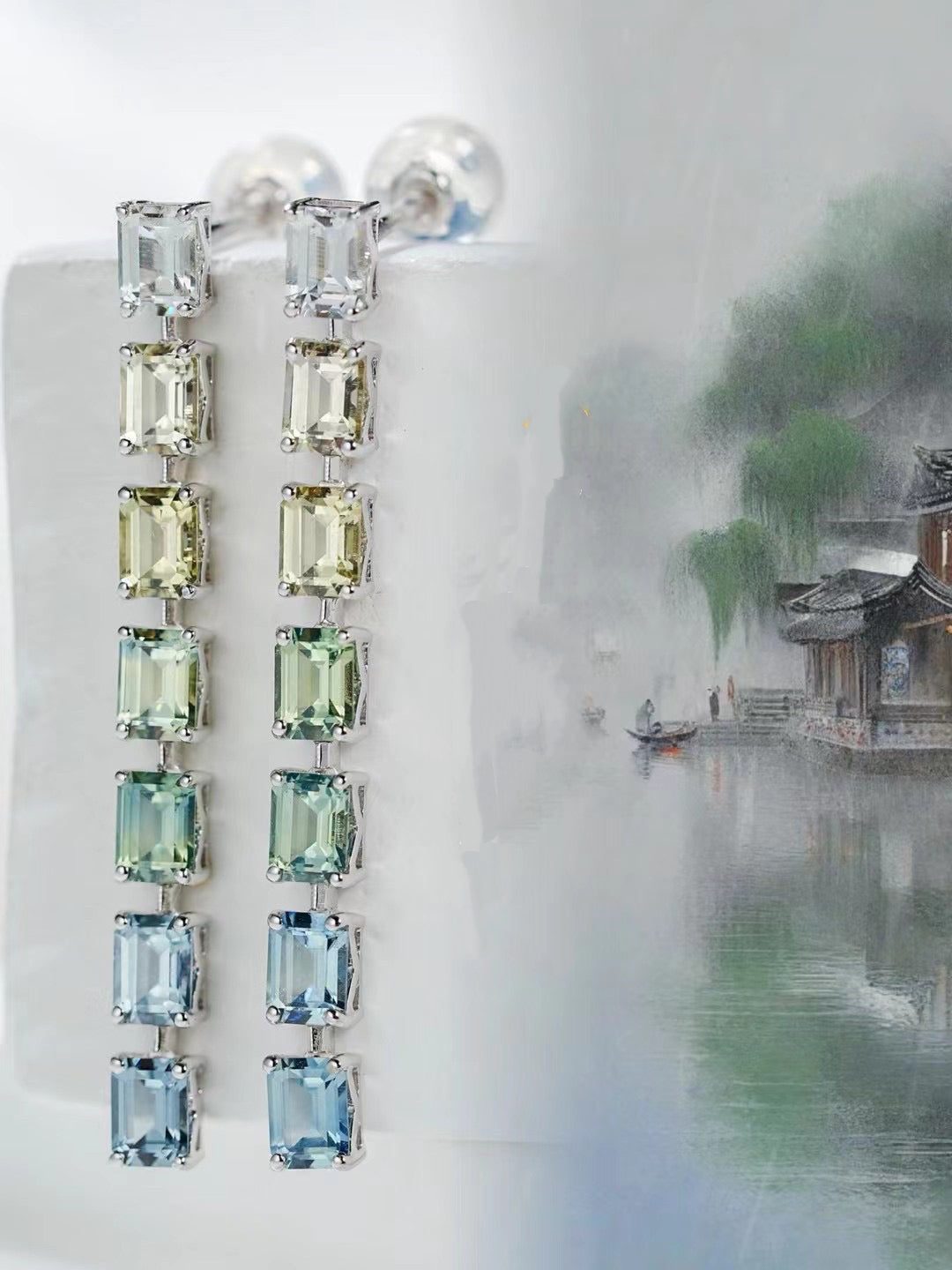 Rainbow Sapphire 18K Gold Earring (Item No. SA021)