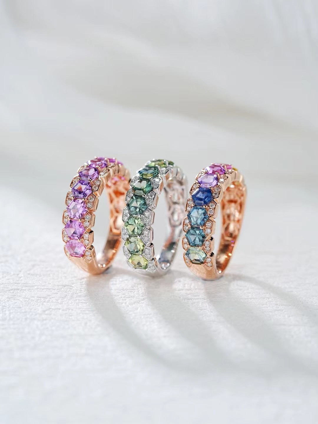 Rainbow Sapphire 18k Gold Ring (Item No. SA051)