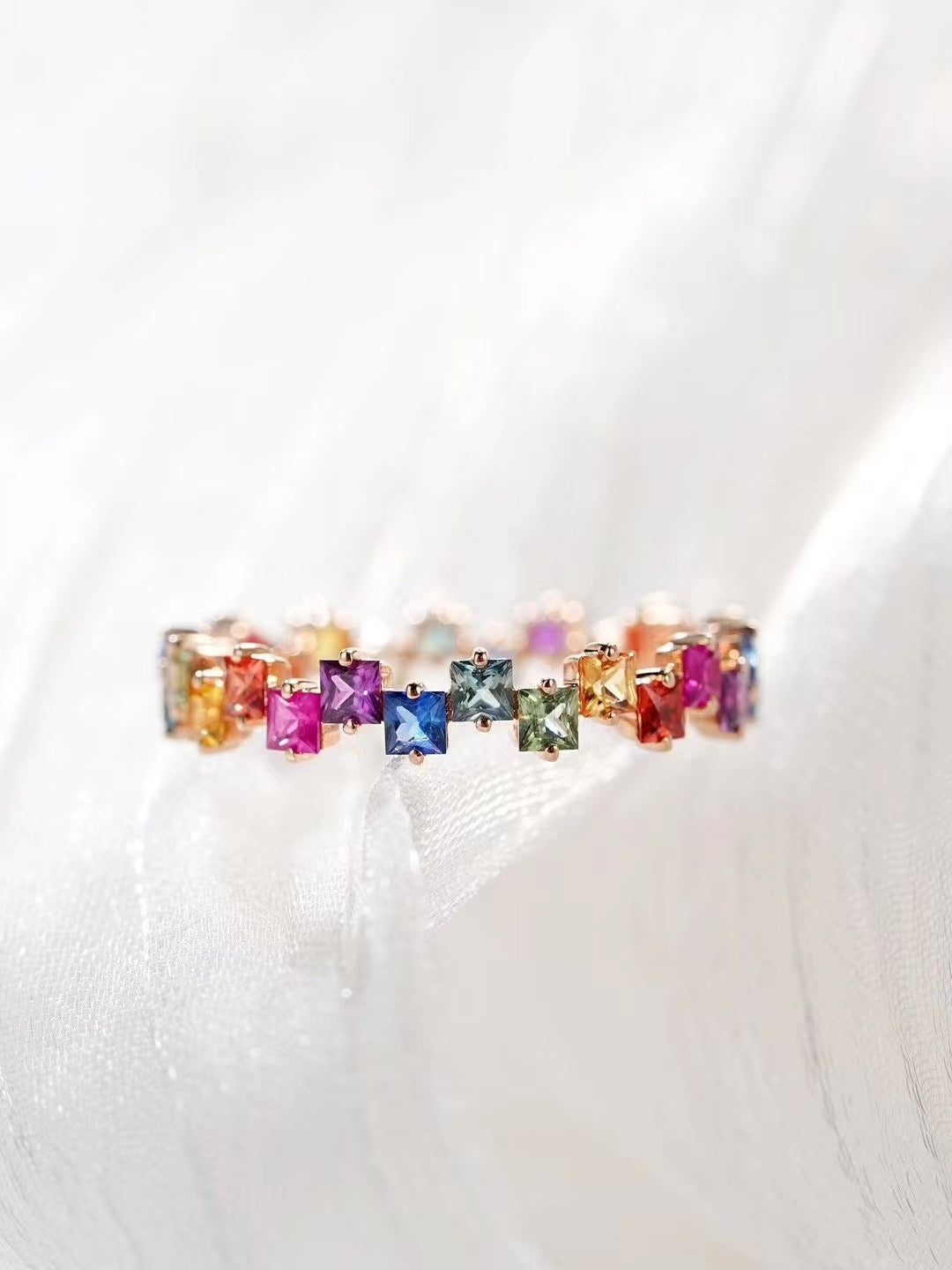 Rainbow Sapphire 18k Gold Ring (Item No. SA093)