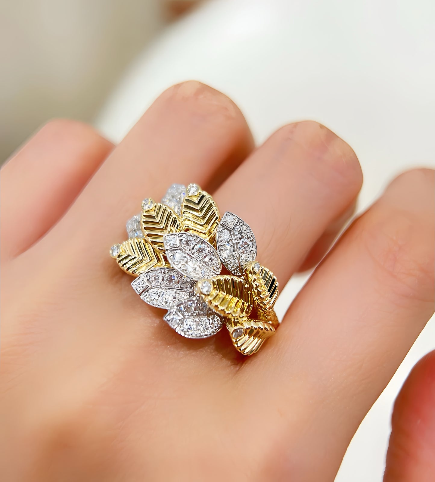 Leaf Vintage 18k Gold Diamond Ring (Item No. VT 288)