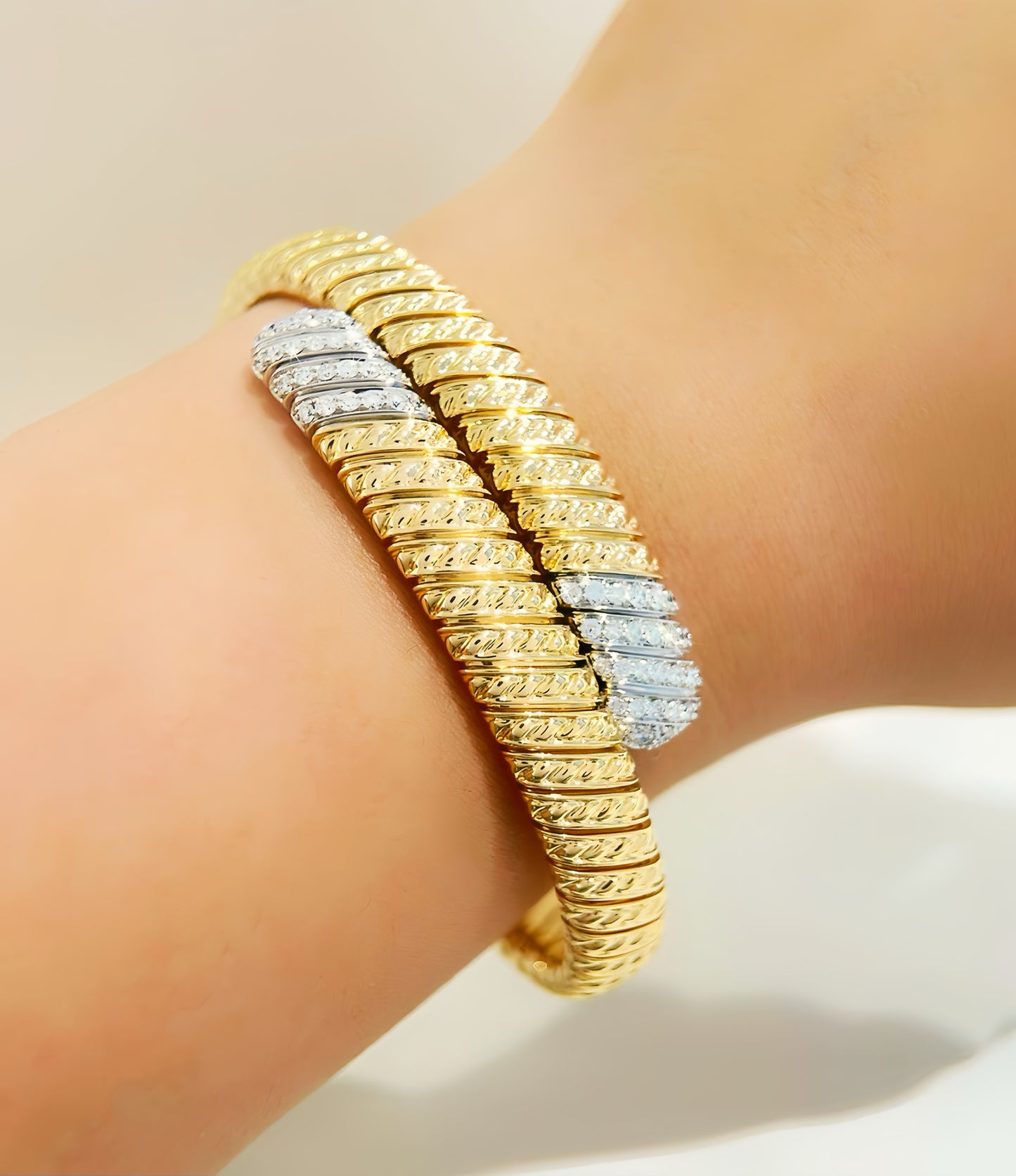 Vintage 18k Gold Diamond Bracelet (Item No. VT356)