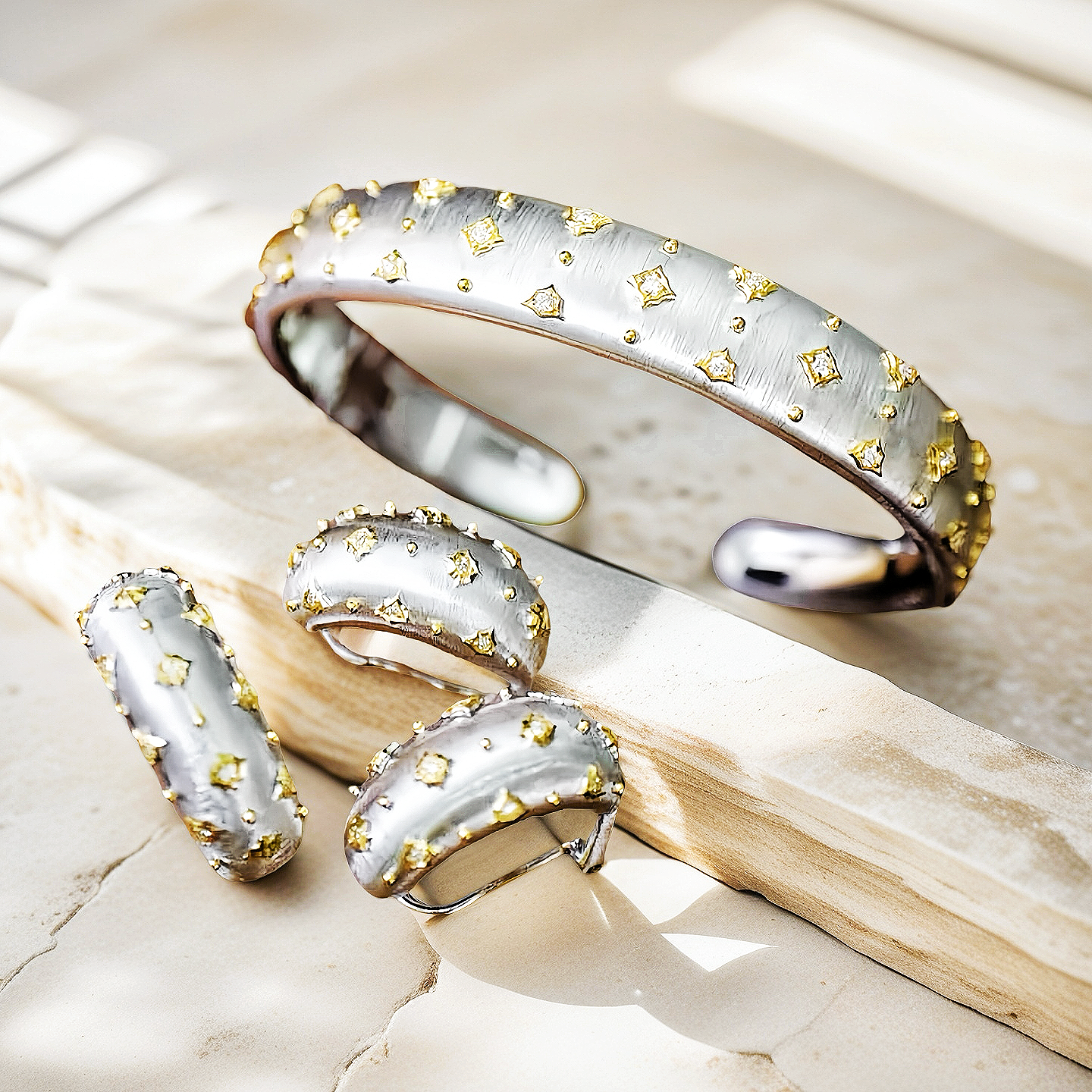 Vintage 18k Gold Diamond Bracelet (Item No. VT135)