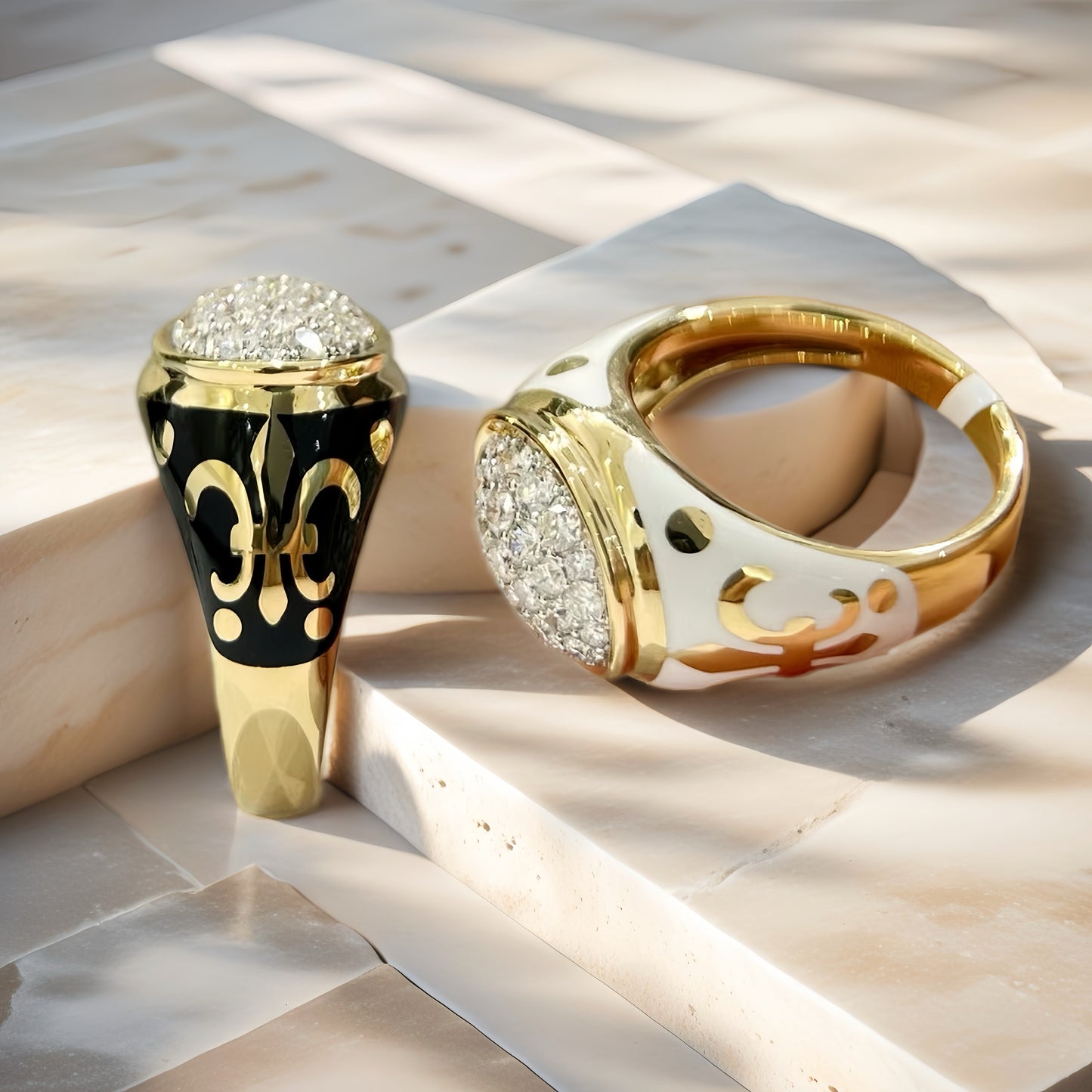 Enamel 18k Gold Diamond Ring (Item No. VT158)