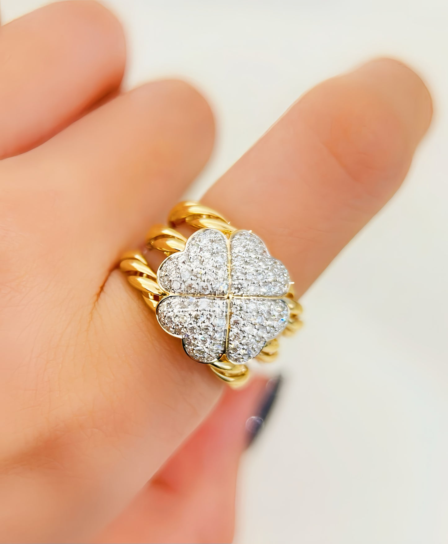 Vintage 18k Gold Diamond Ring (Item No. VT310)