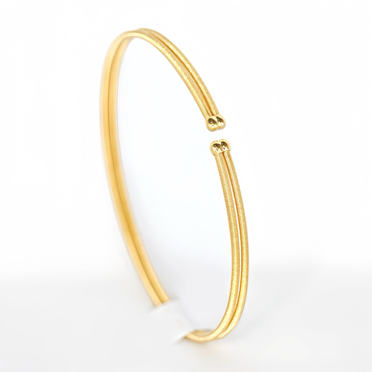 Twisted 18K Gold Bracelet (Item No. SR031CB)