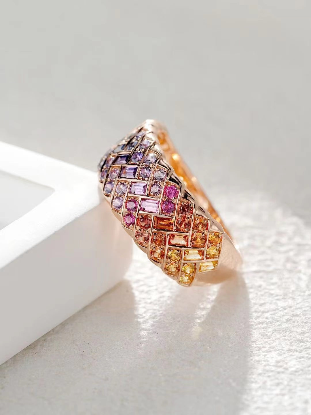 Rainbow Sapphire 18k Gold Ring (Item No. SA135)