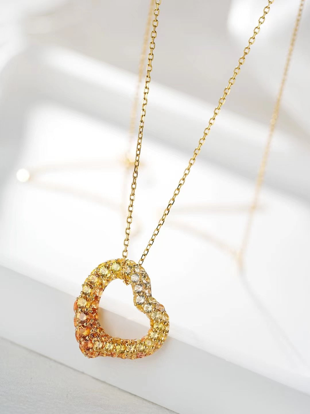 Rainbow Sapphire 18K Gold Pendant (Item No. SA001)