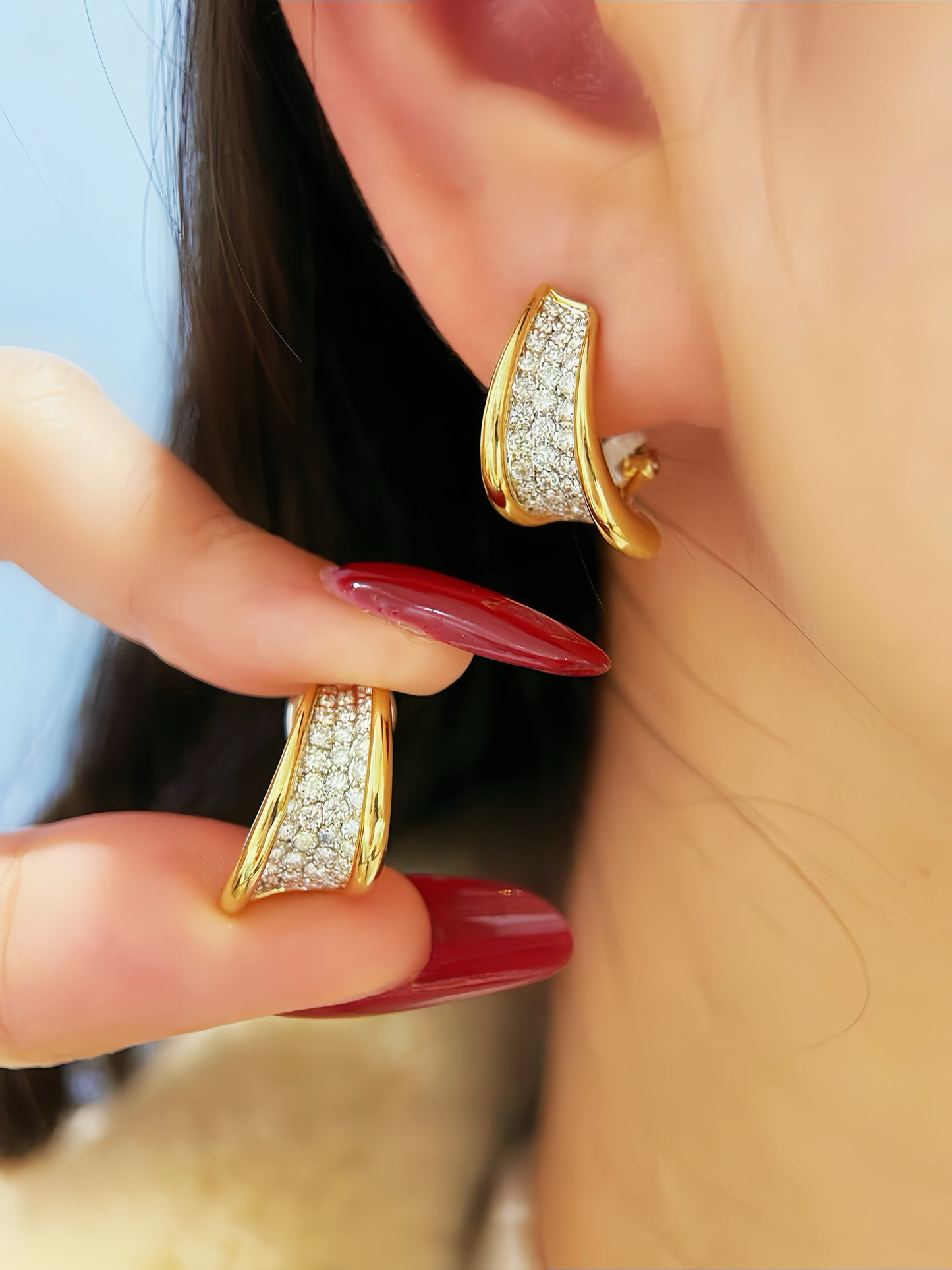 Vintage 18k Gold Diamond Earring (Item No. VT438)