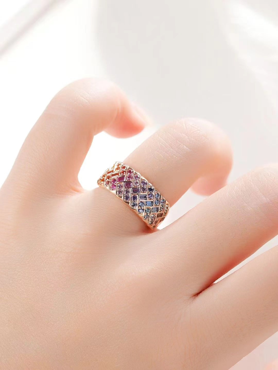Rainbow Sapphire 18k Gold Ring (Item No. SA135)