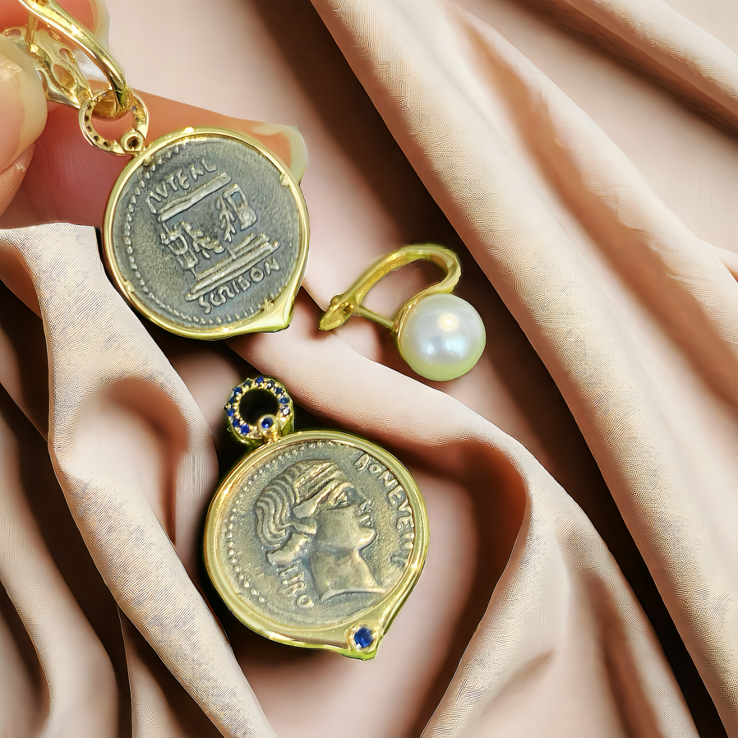 Fortuna Goddess Ancient Greek Coin Medallion 18K Gold Earring (Item No. COIN095)