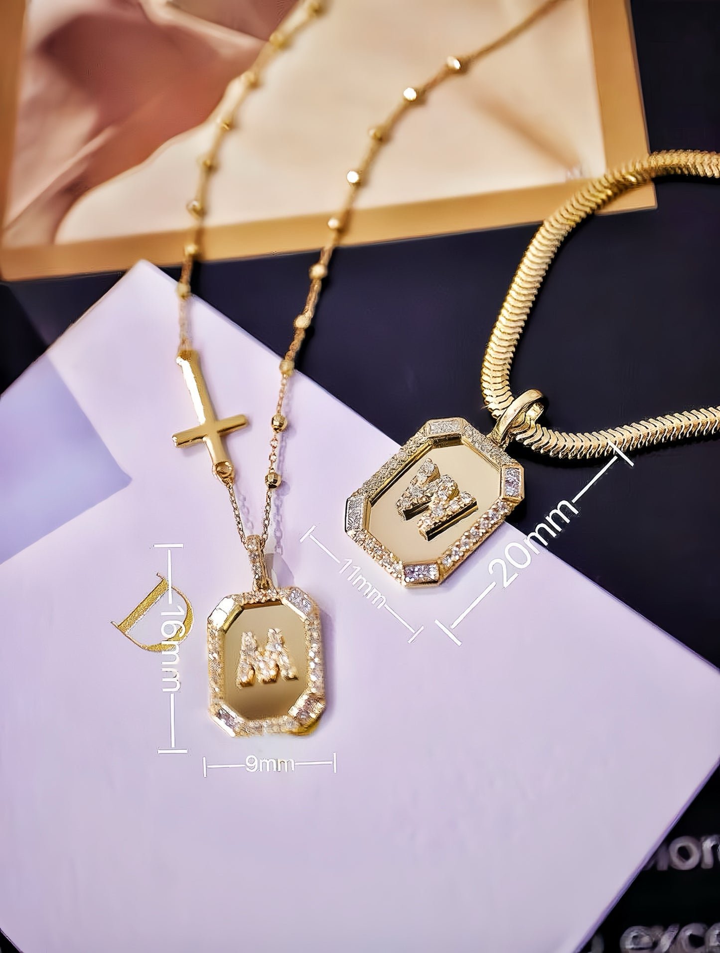 Alphabet Letters 18k Gold Diamond Pendant (Item No. VT105)