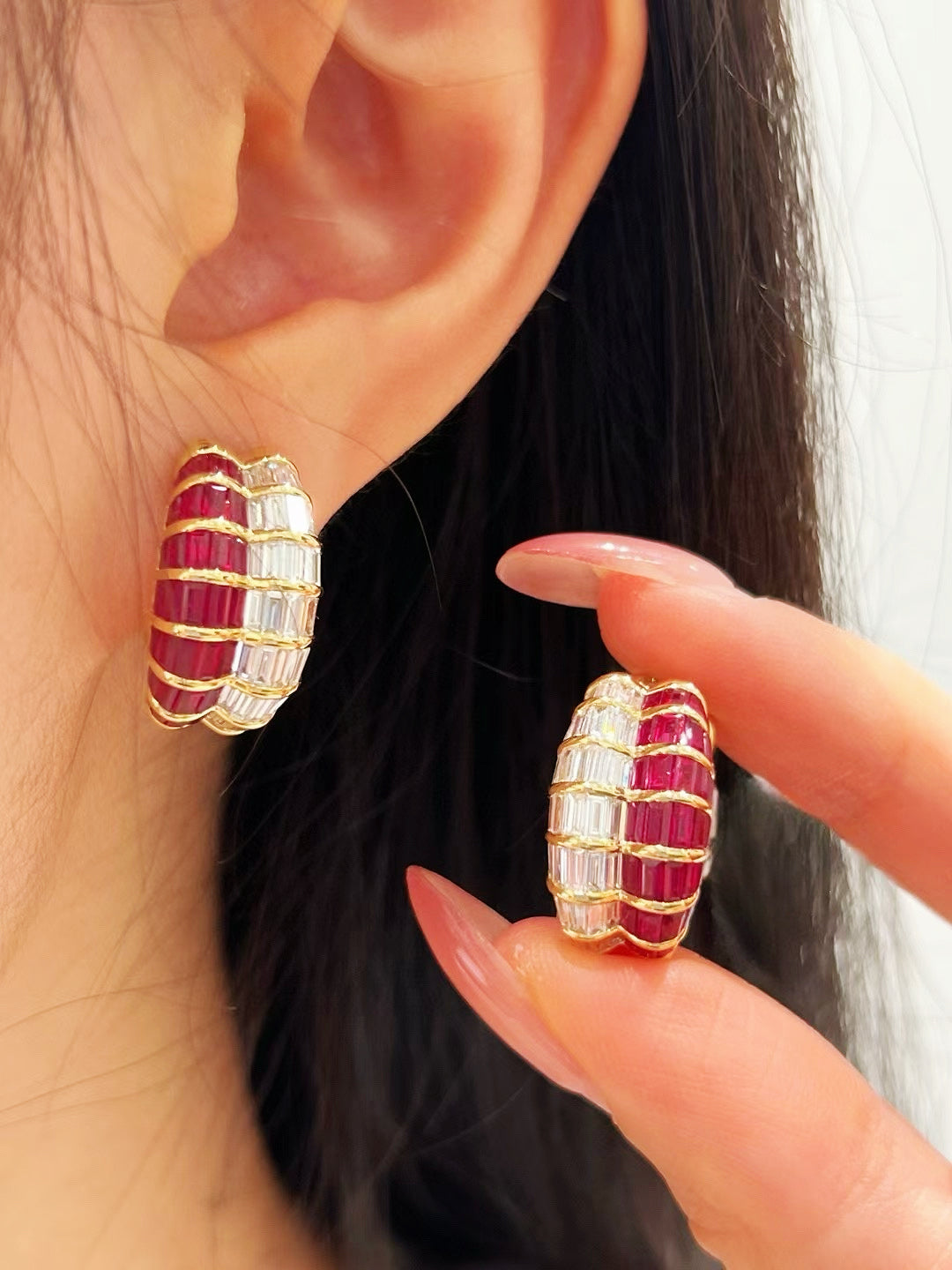 Vintage 18k Gold Diamond Ruby Earring (Item No. VT239)